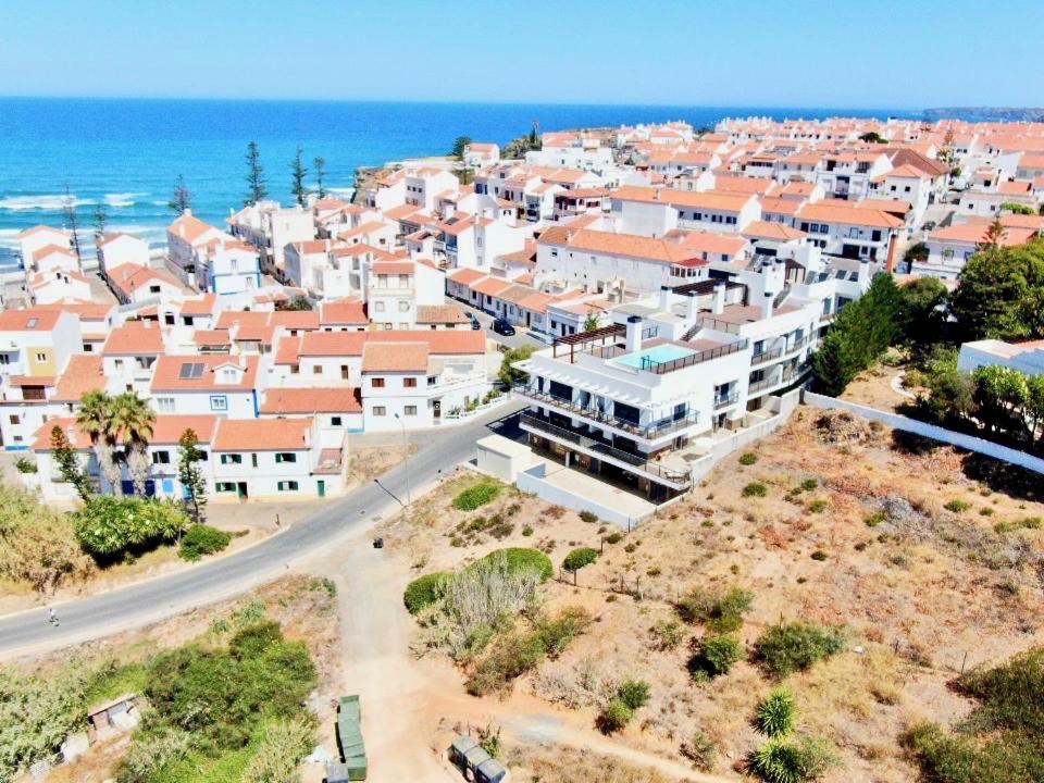 Stunning Coastal Retreat - Two-Bedroom Apartment in Zambujeira do Mar view 3