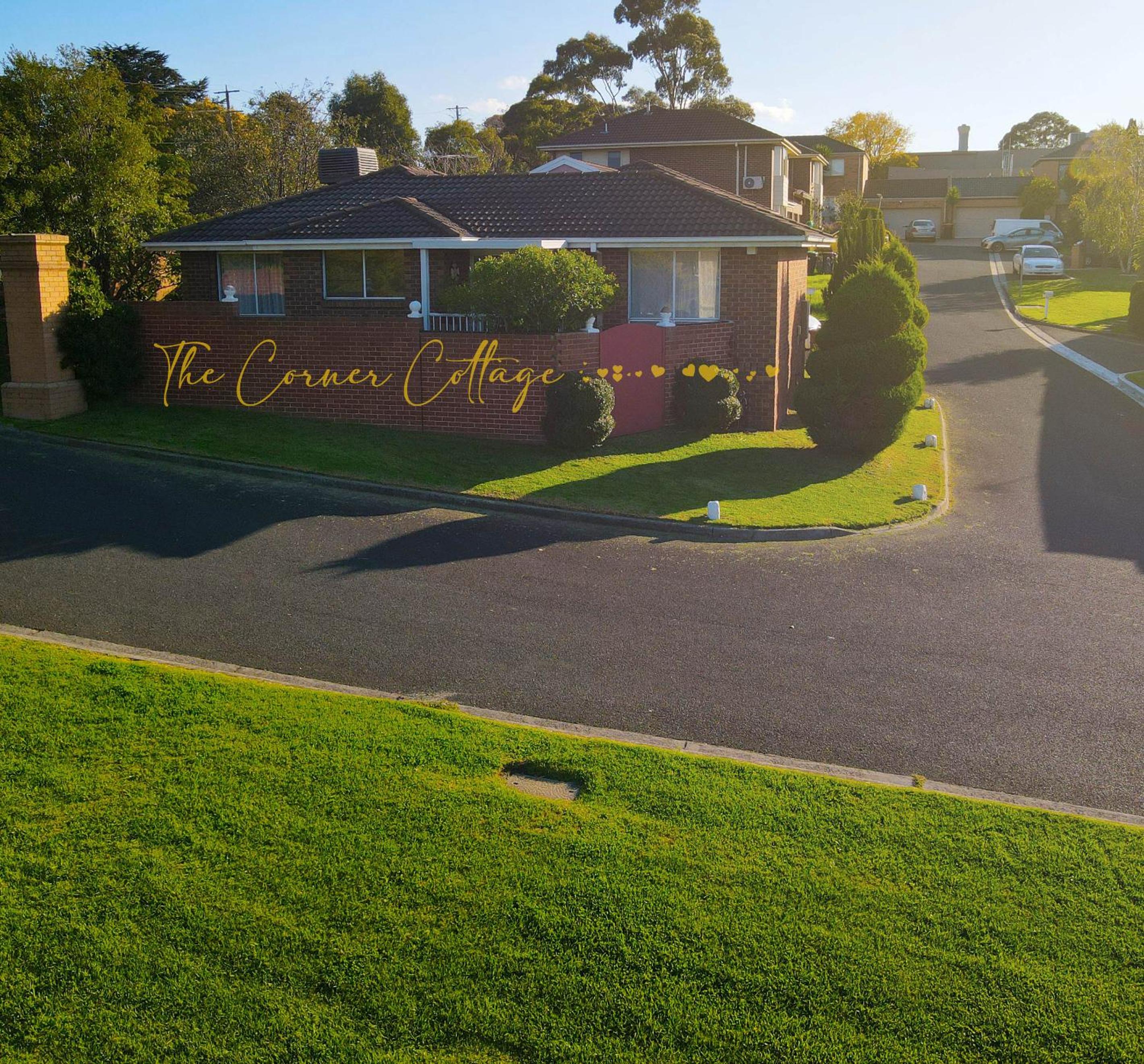 Corner Cottage