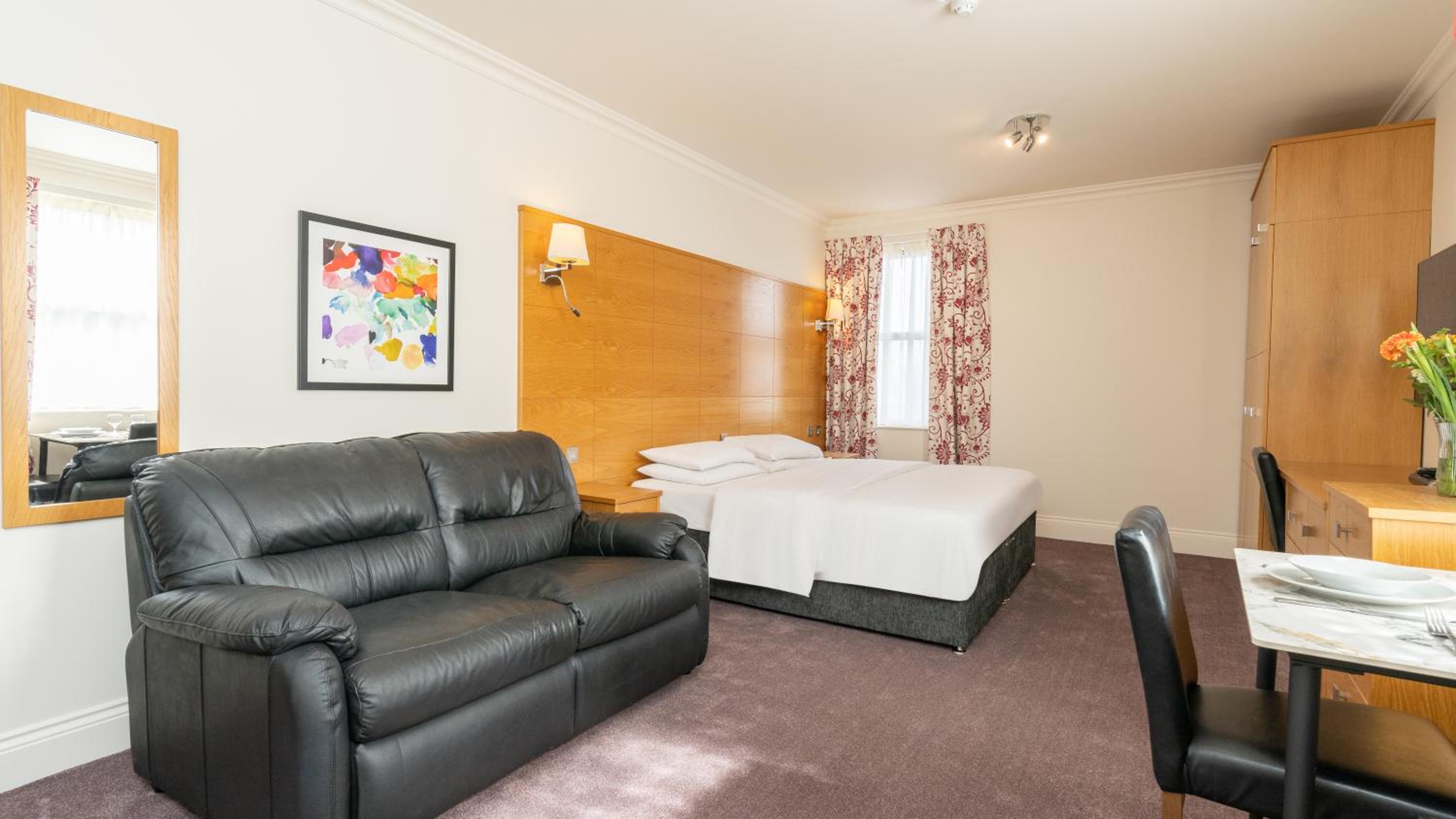 Teddington Lodge