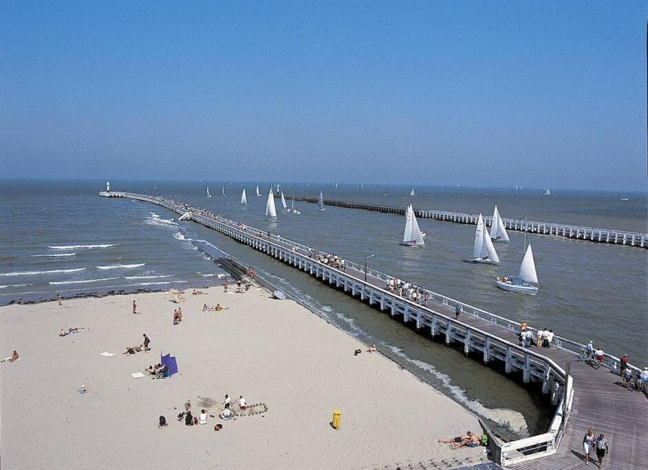 Sandettie 301 nabij zeedijk Nieuwpoort voor max 4 personen