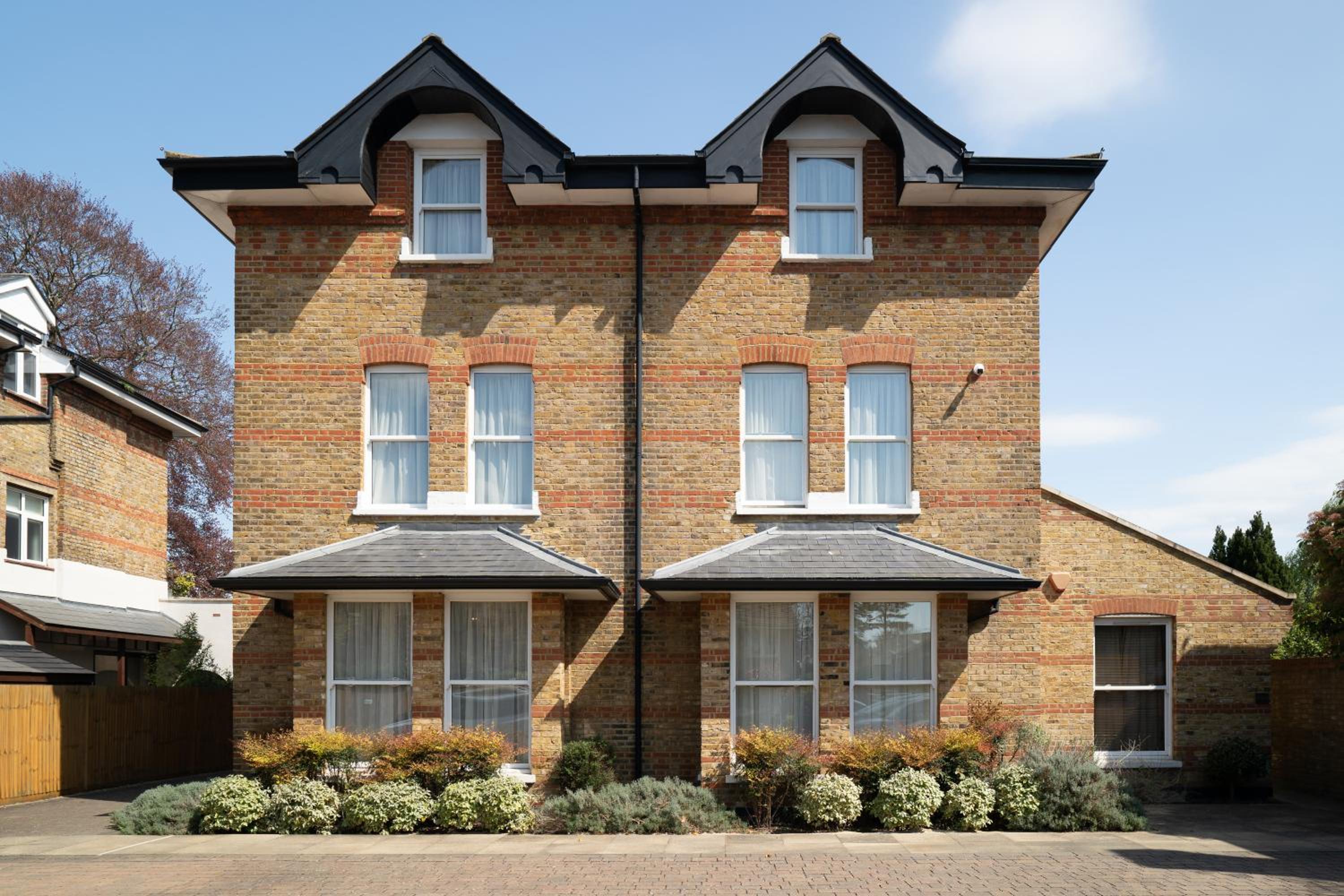 Teddington Lodge
