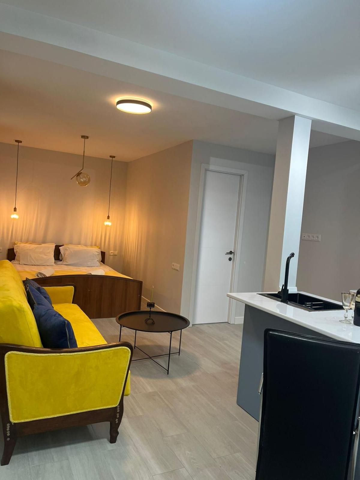 Apartment Fumfula