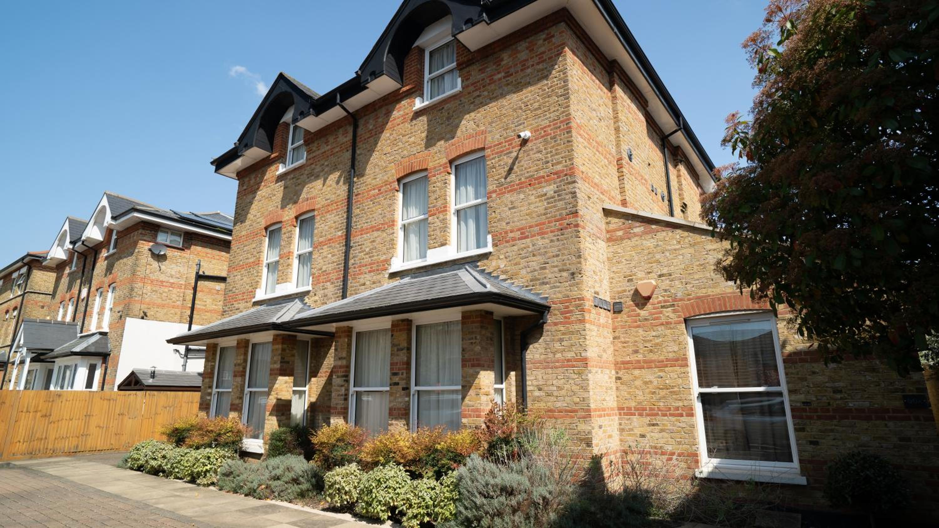 Teddington Lodge