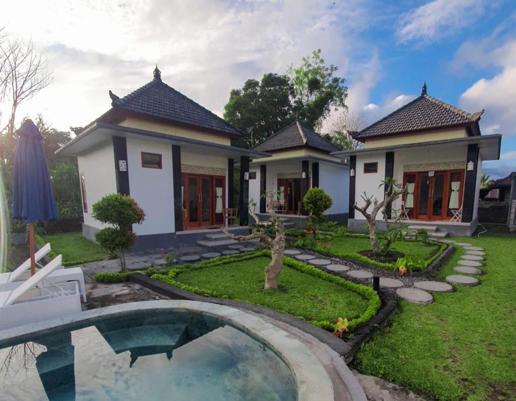 Batur Happy House view 2