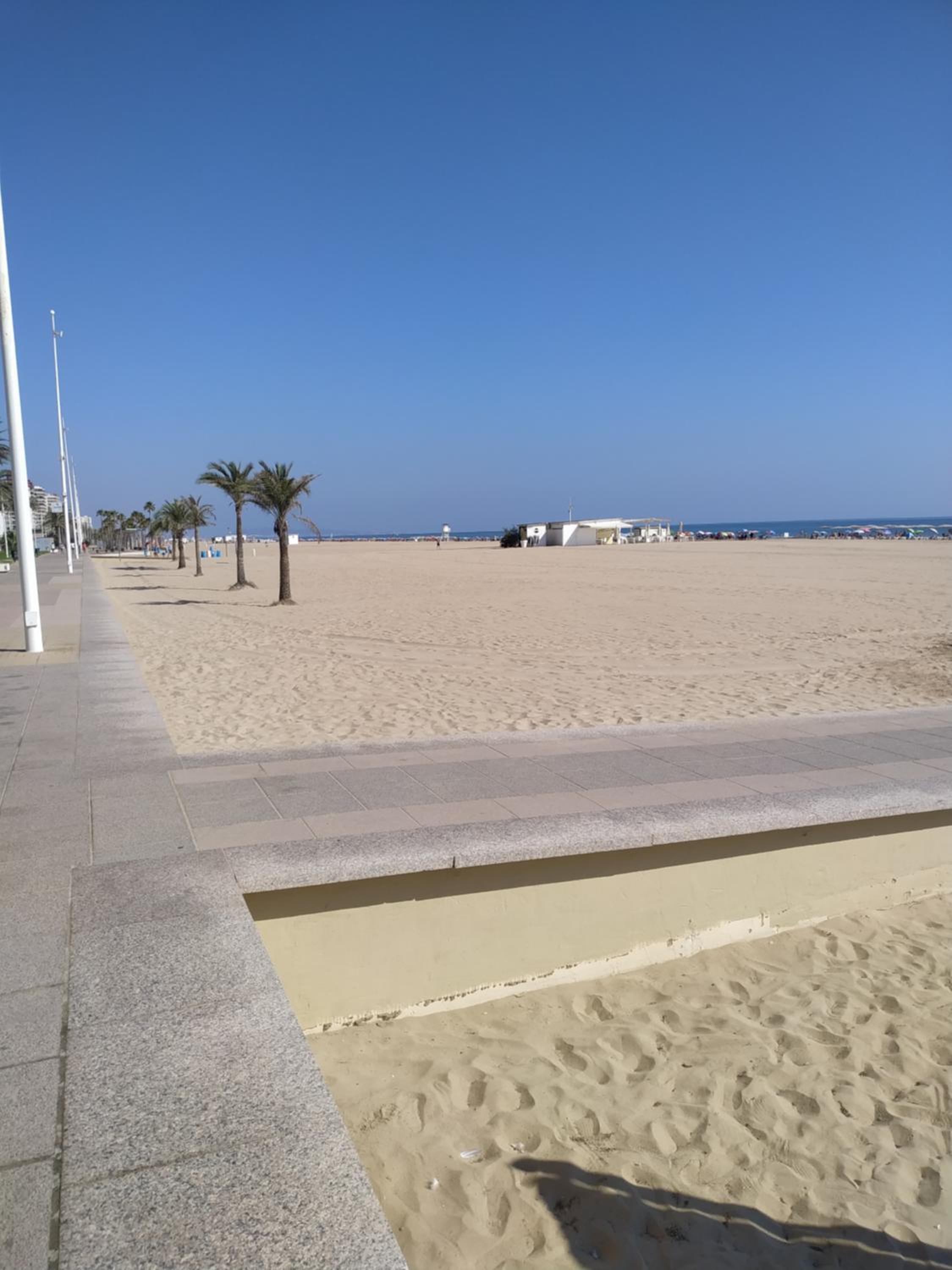 Apartamento en Playa de Gandia con piscina