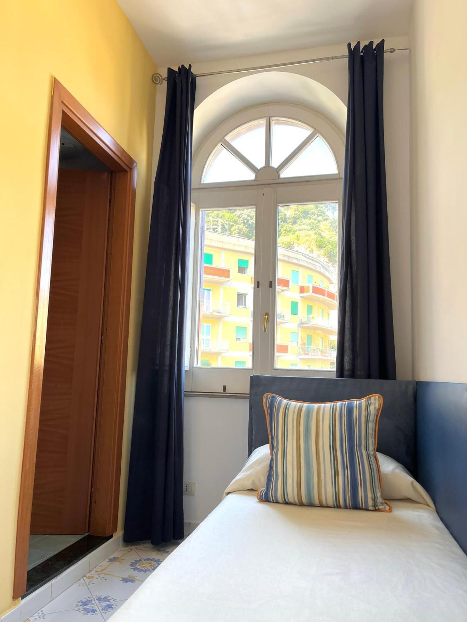 Sorrento Street View