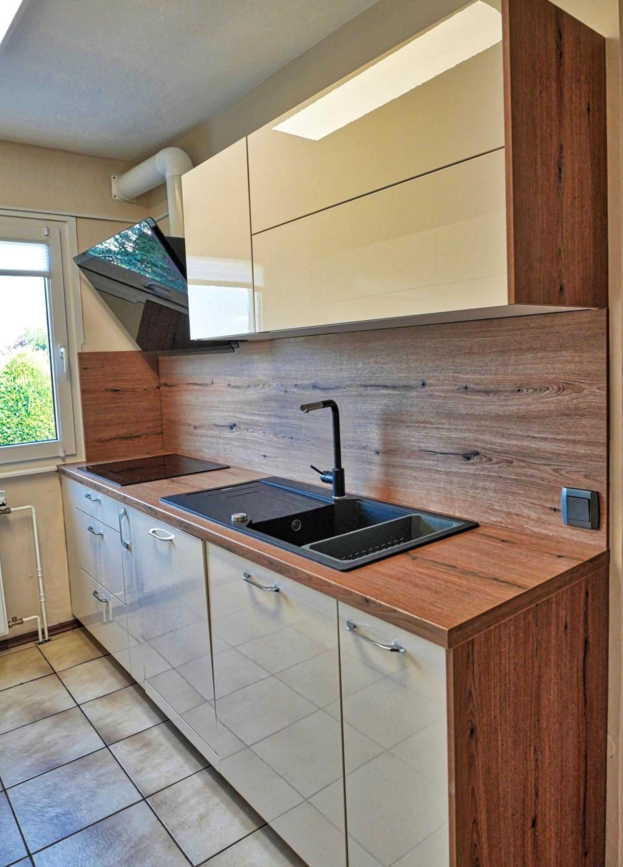 Jacuzzi, BBQ & EV plug - 5BR Villa Villi with Garden