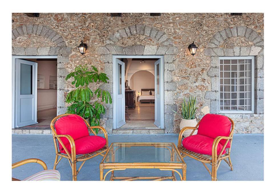 Apanemo seaside house photo 5