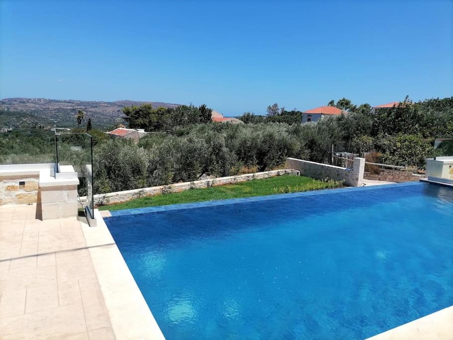 VILLA HALEPOURI