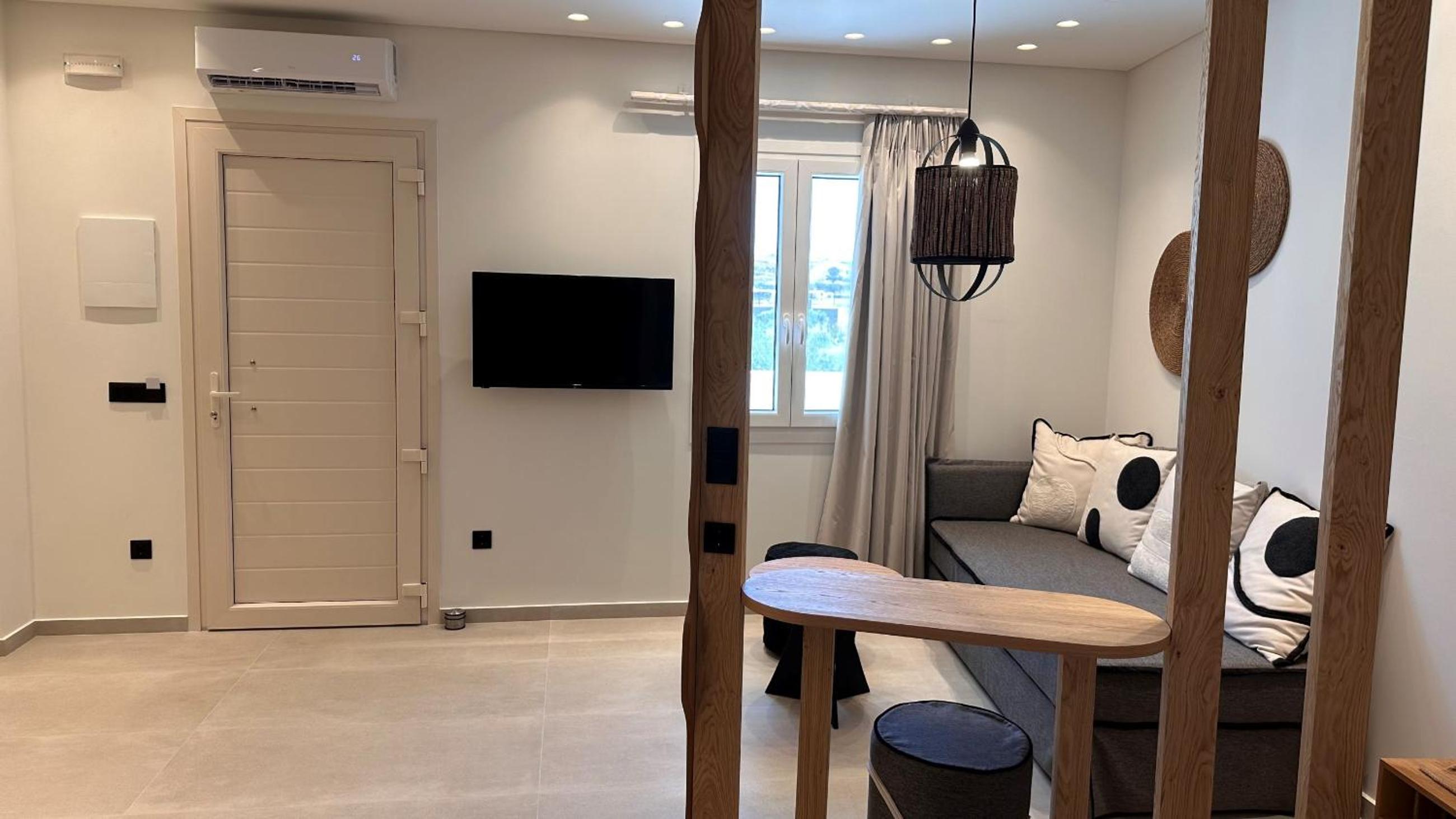Aristotle Suites