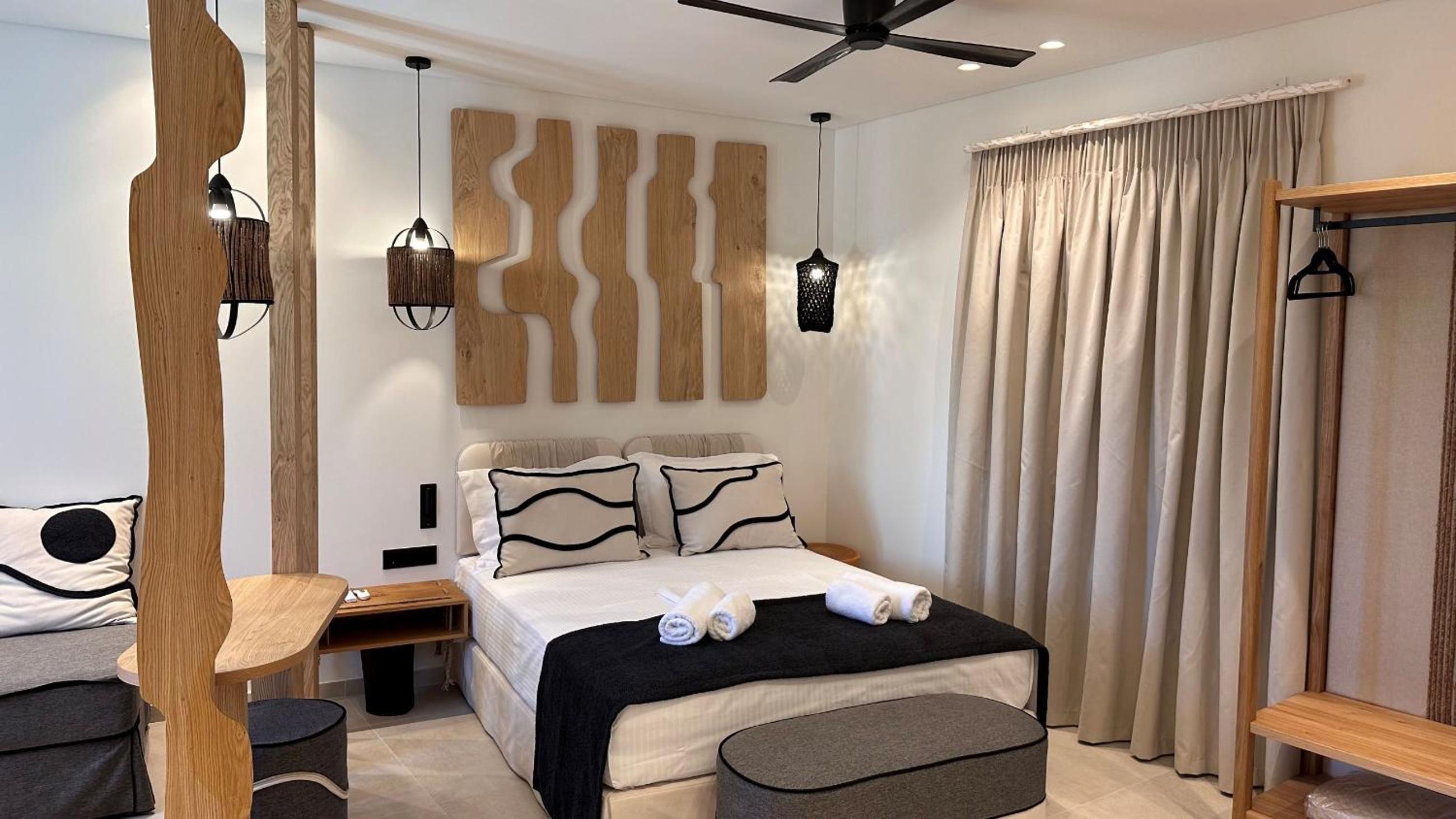 Aristotle Suites