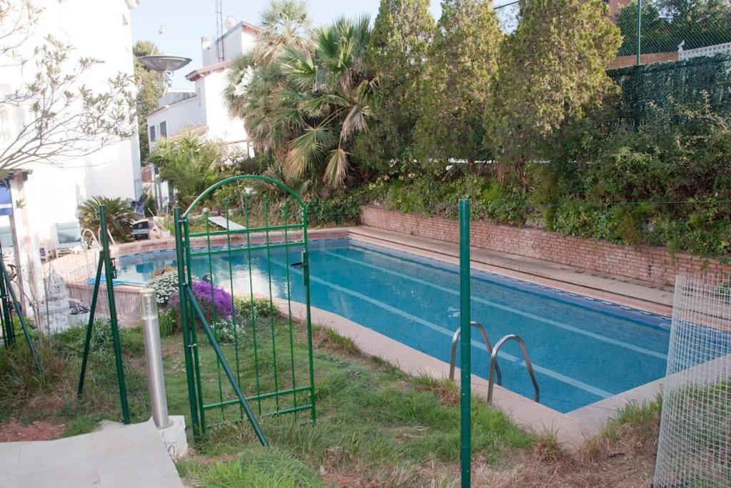 Independent house Casazul with swimming pool