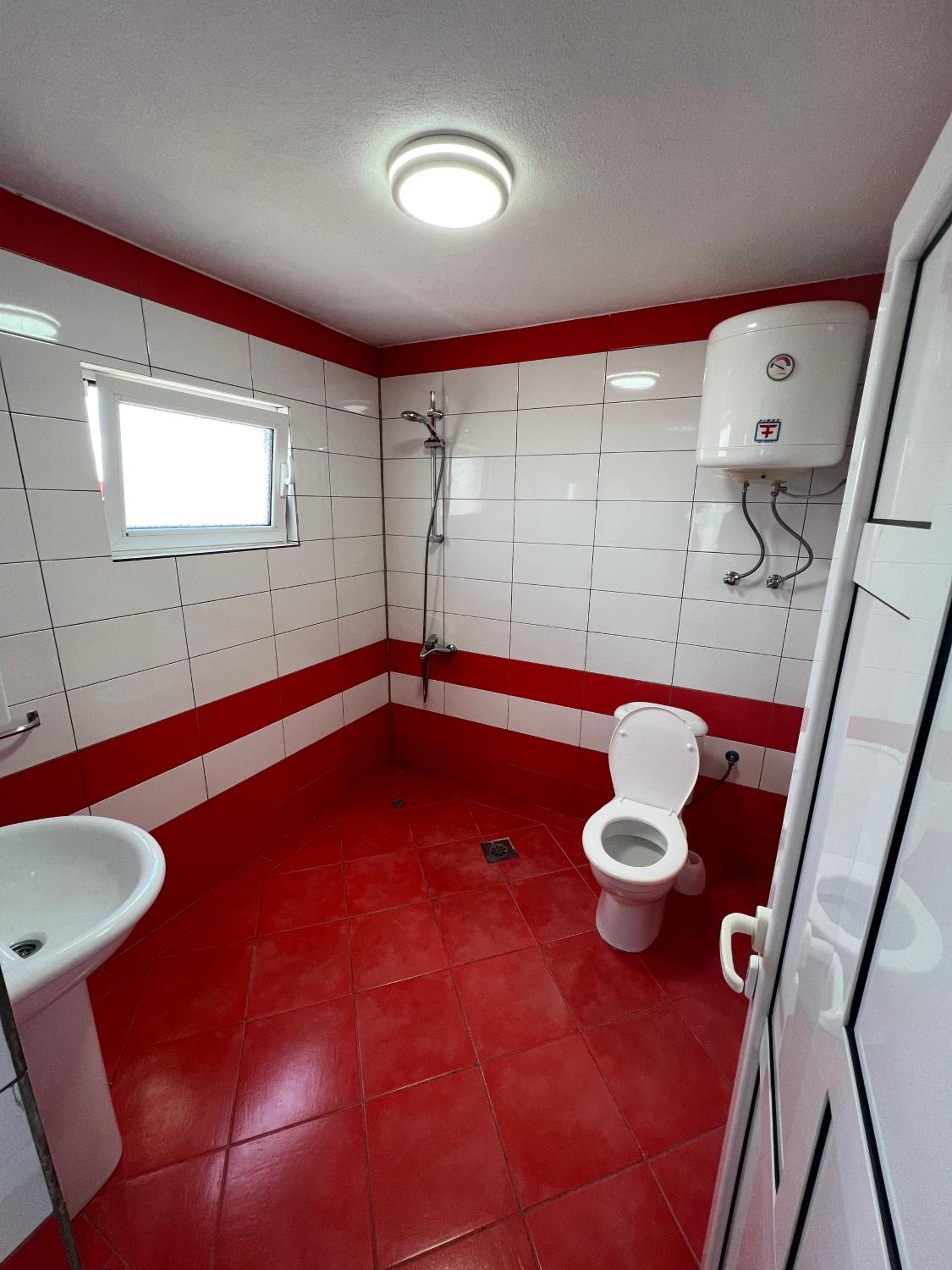 Apartments Zalli
