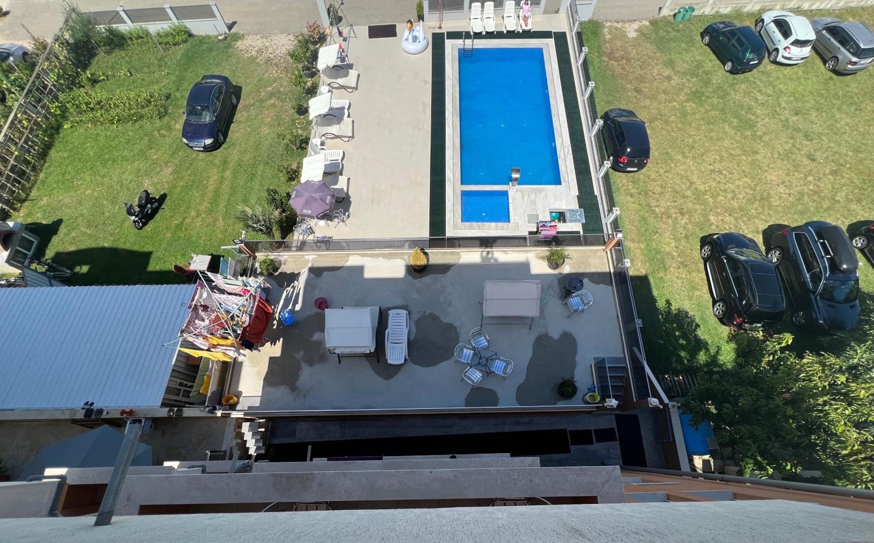 Apartments Zalli
