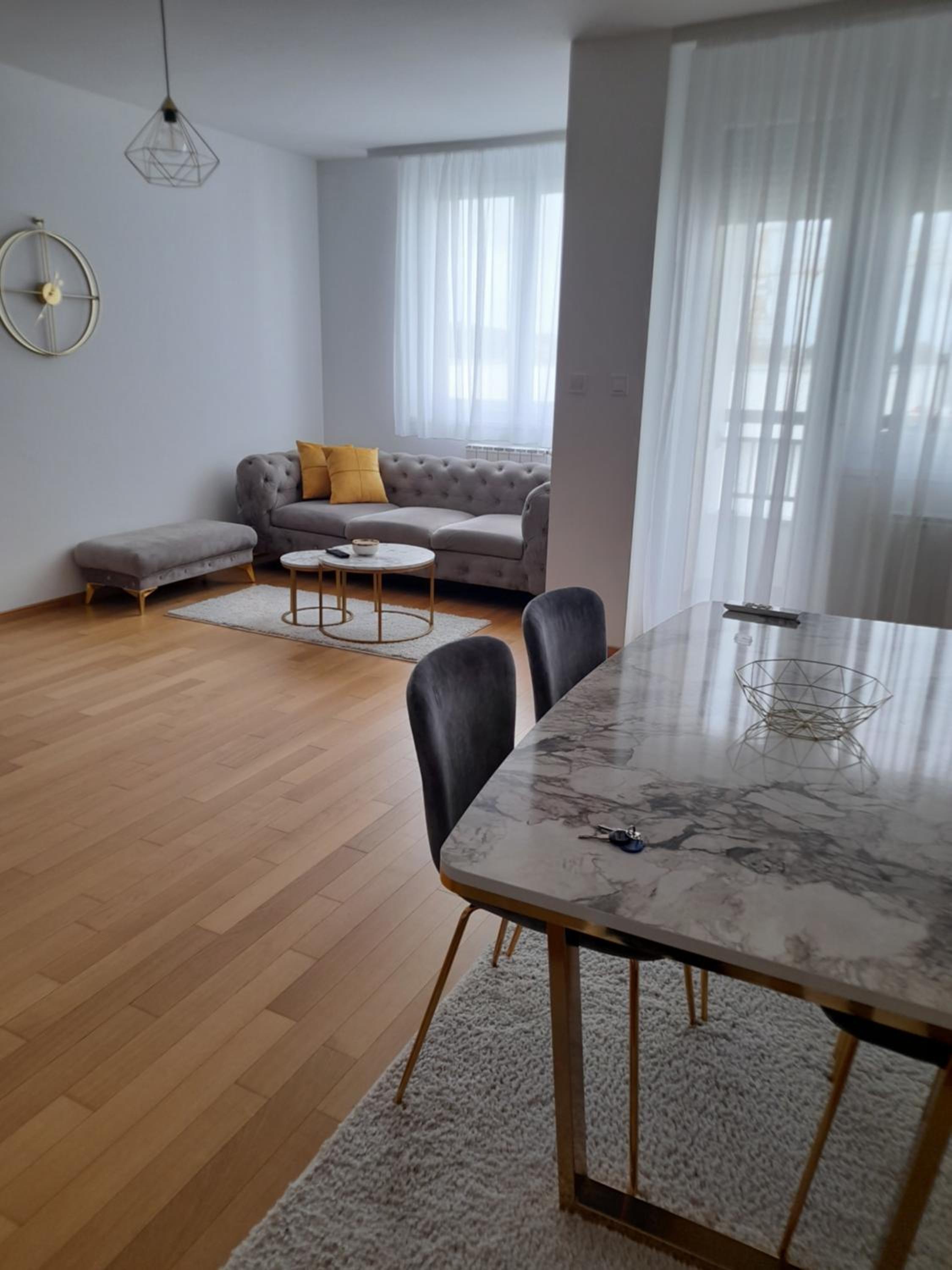 Apartman Lena