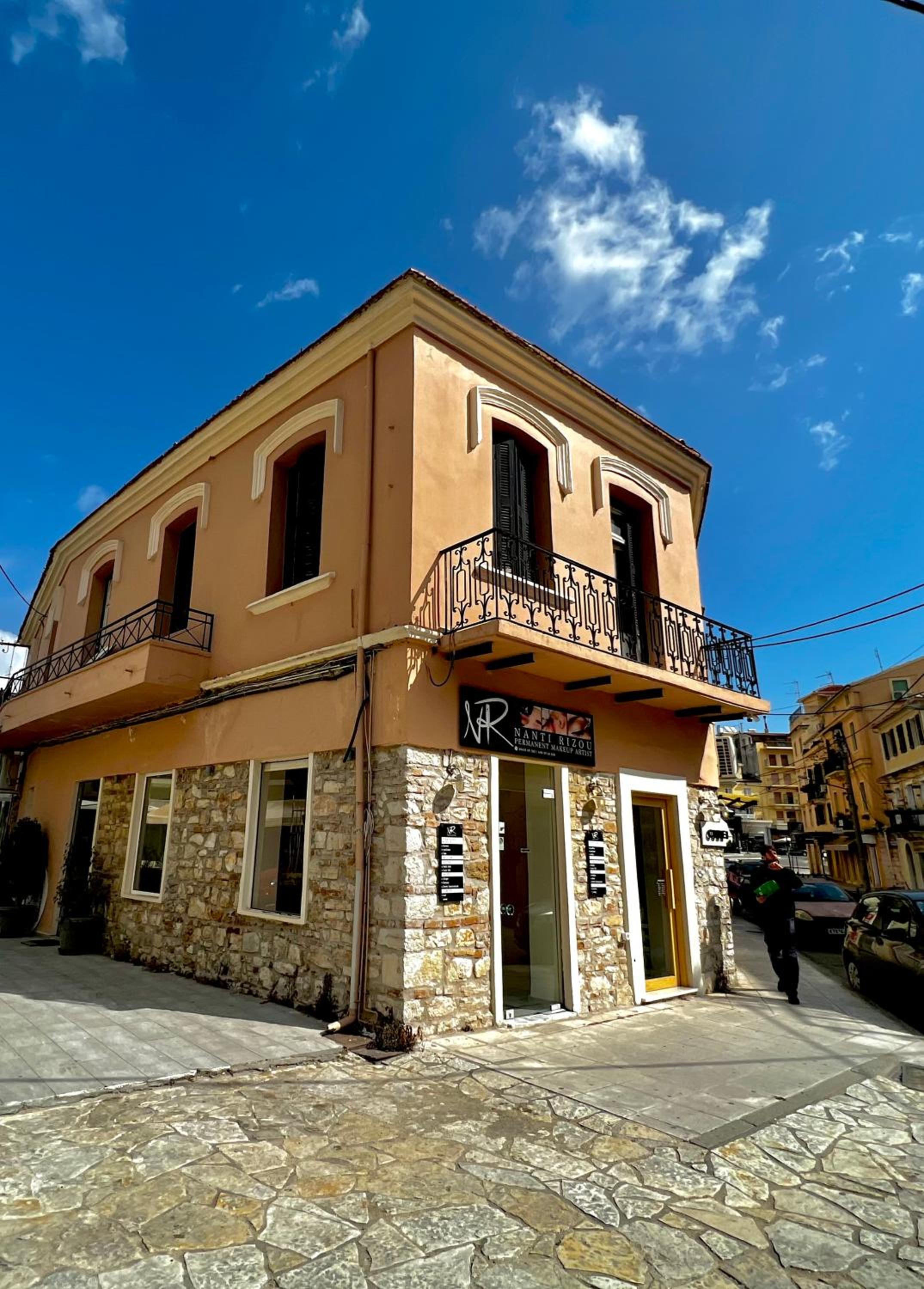 TRAVELLERS CORFU TOWN Luxury Suites, Studios & Apartments