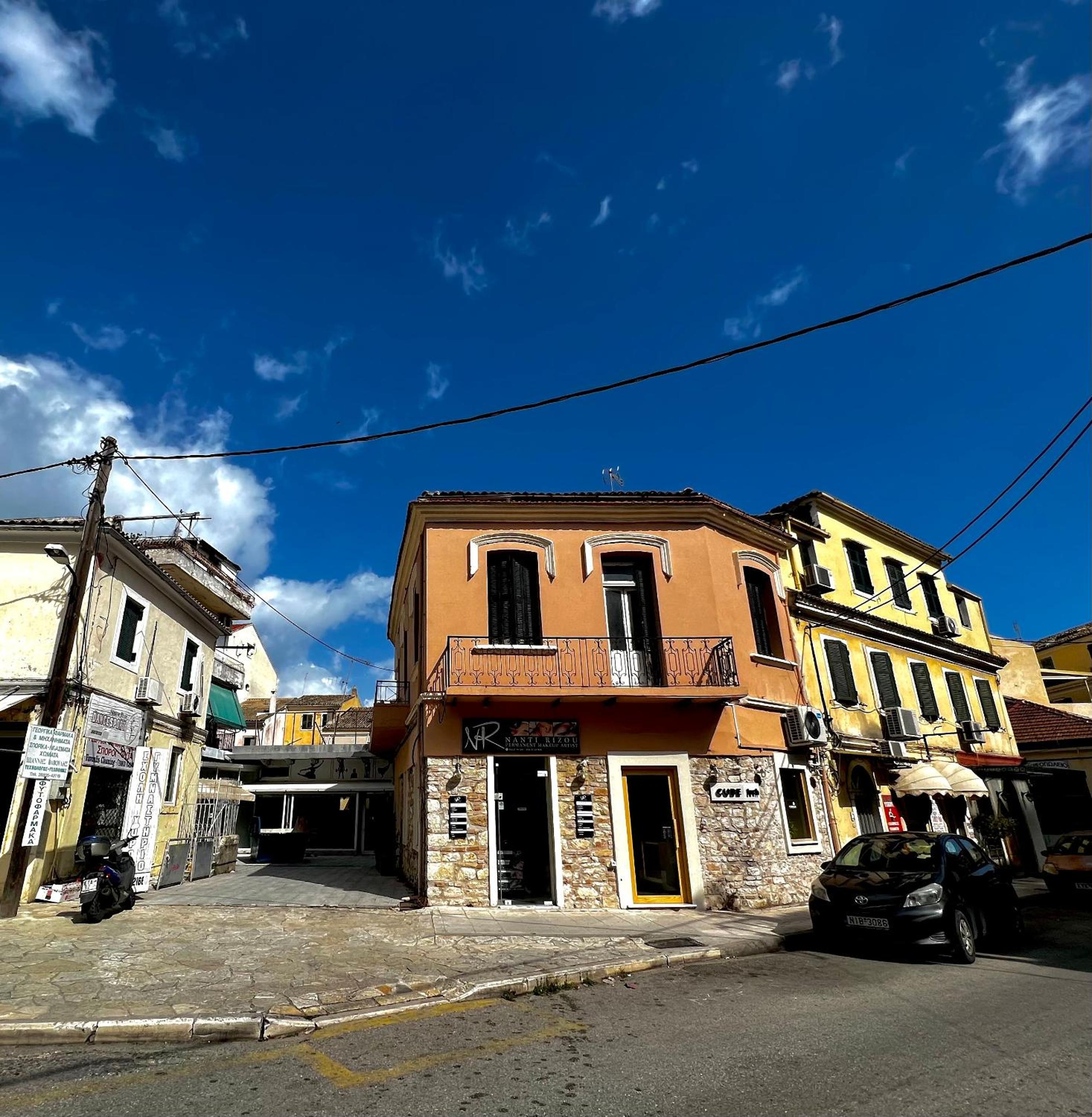 TRAVELLERS CORFU TOWN Luxury Suites, Studios & Apartments