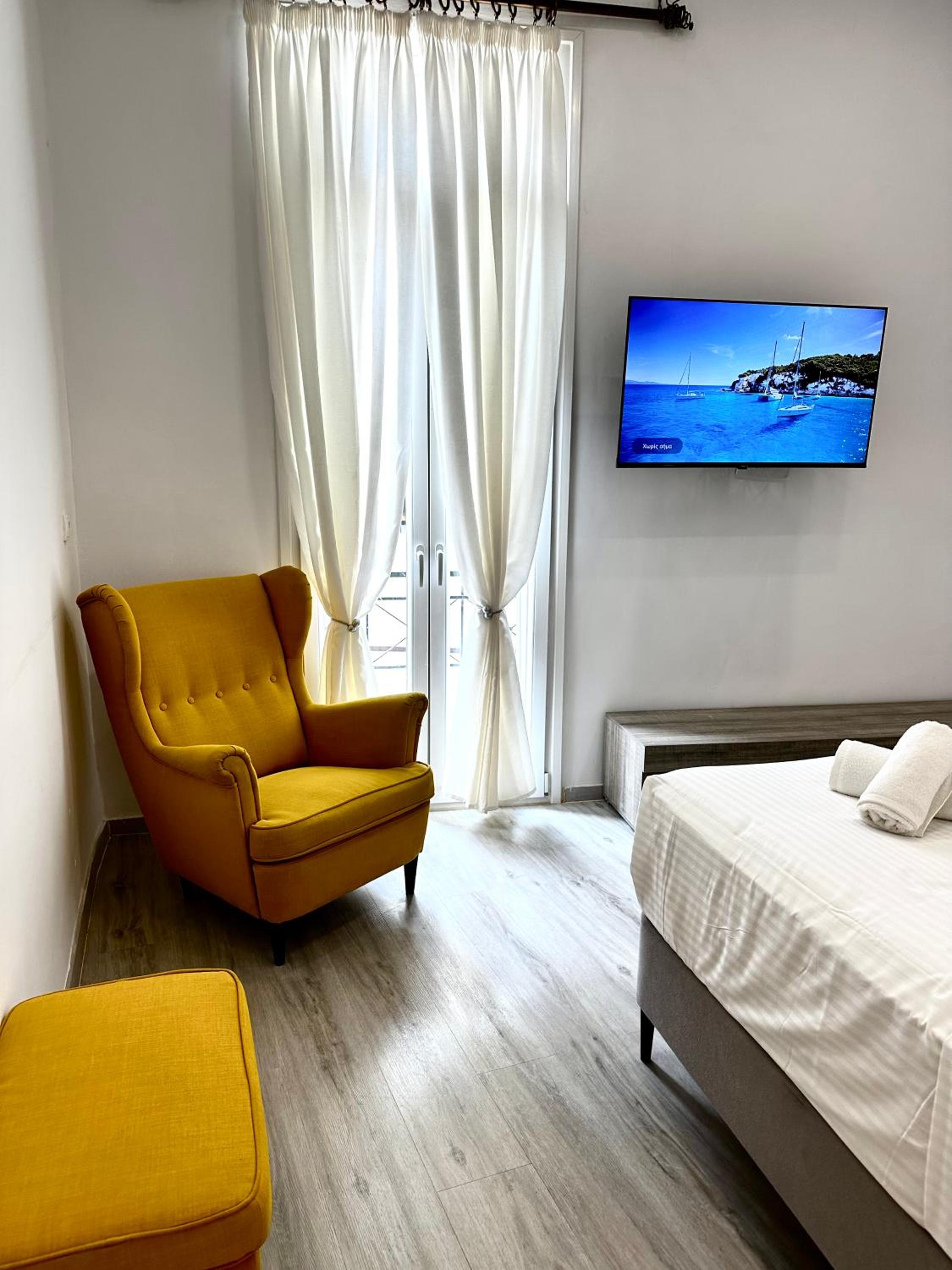 TRAVELLERS CORFU TOWN Luxury Suites, Studios & Apartments