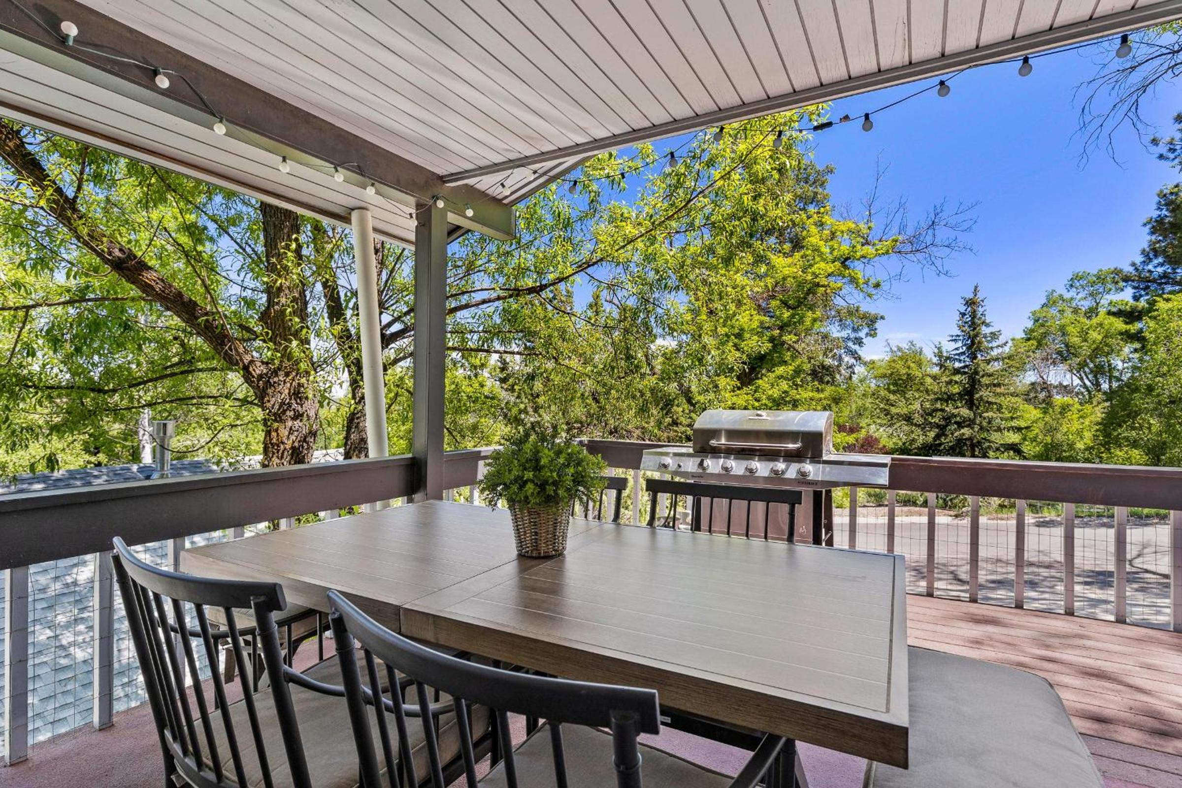 Hotel High Country Retreat - Image 1