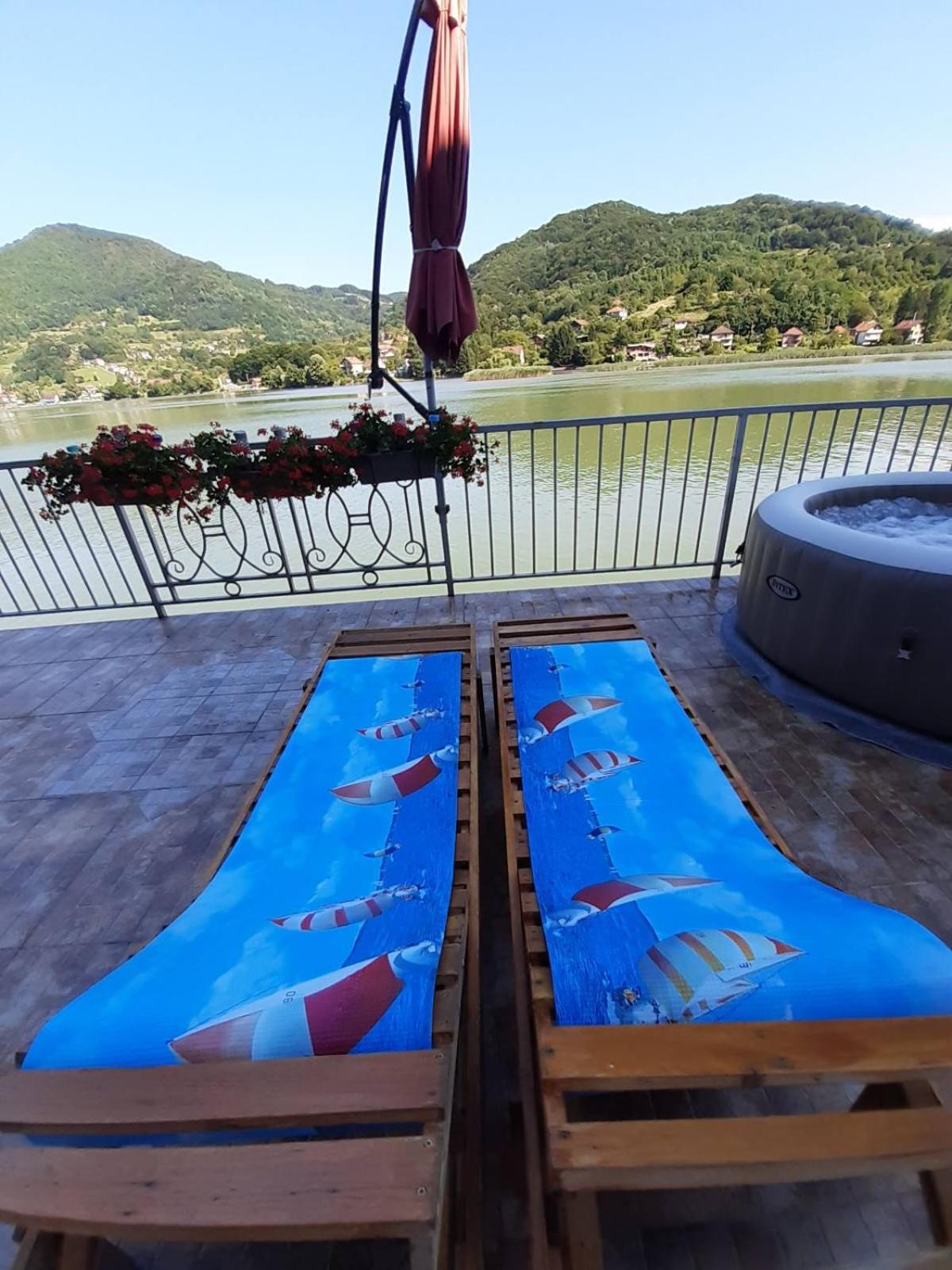 Vila Oaza - Zvorničko jezero
