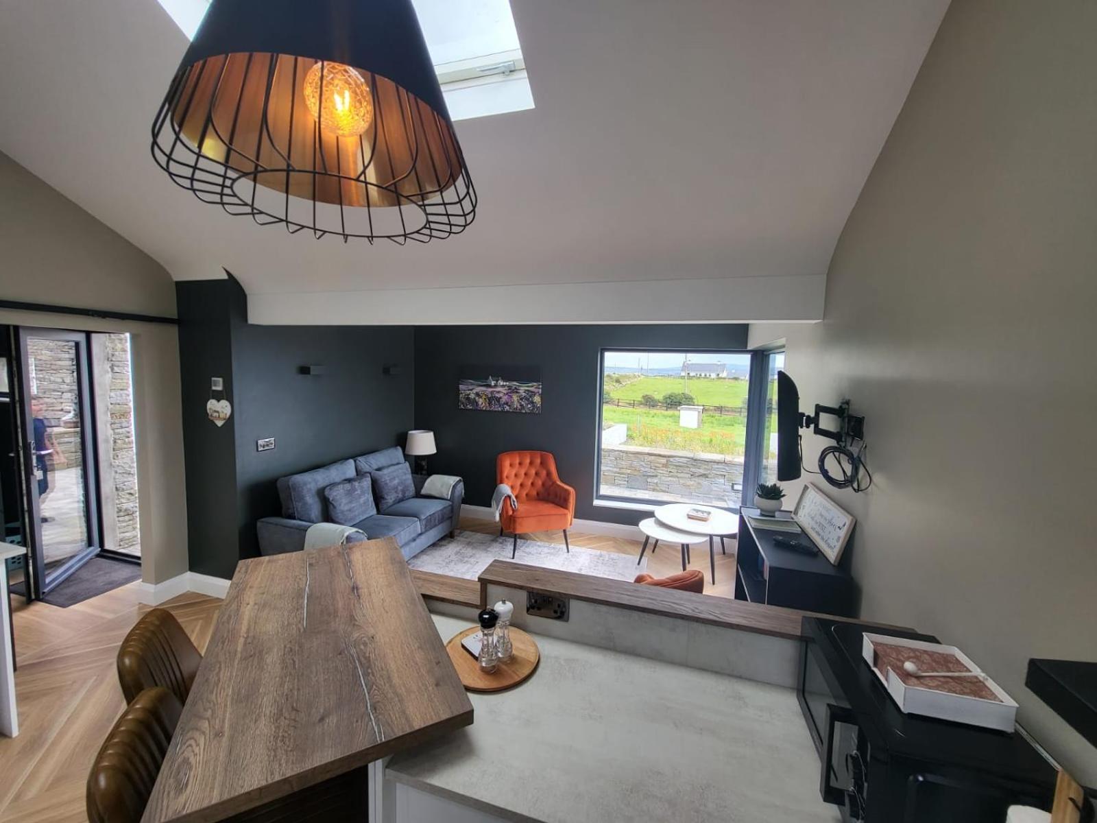 Rose Meadow Lodge view 5