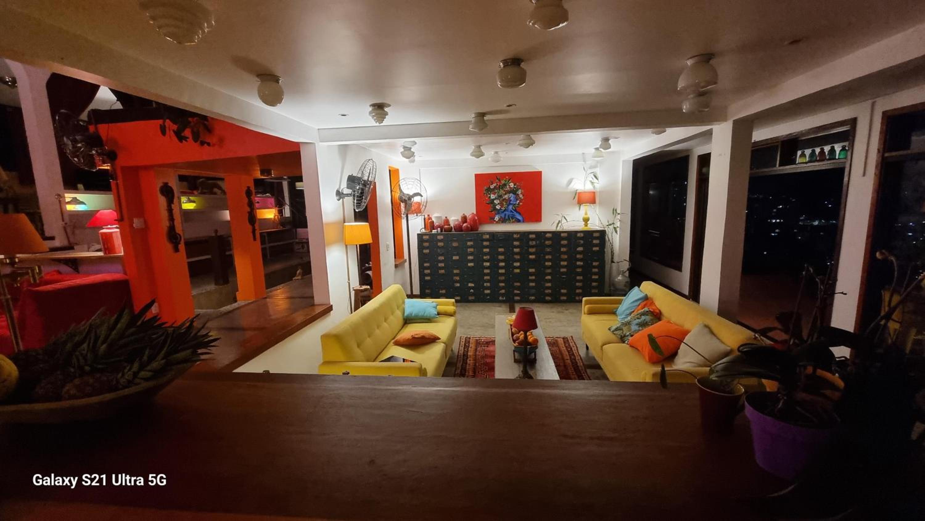 lounge