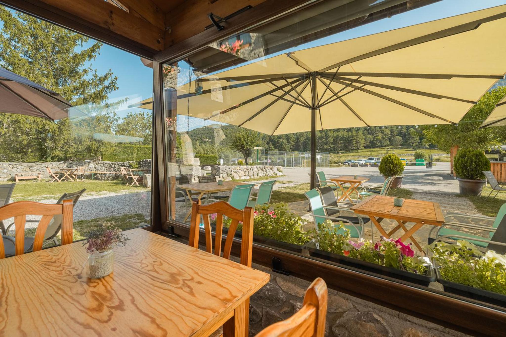 Photo 38