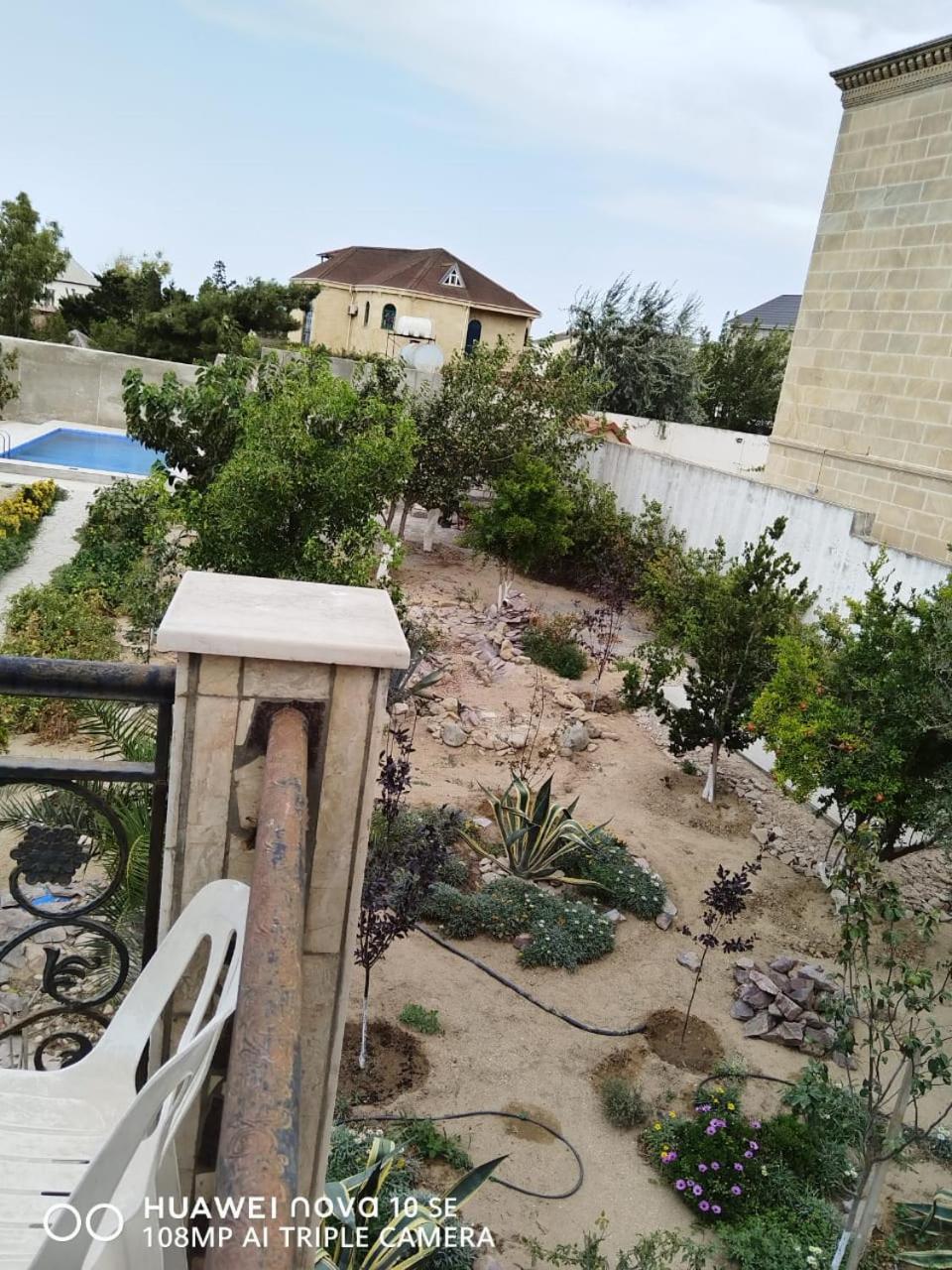 Garden View Seaside Guesthouse with Airport Transfer