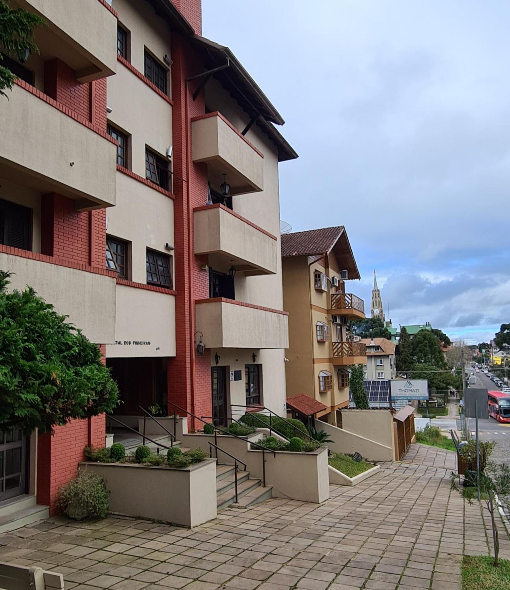 Apartamento no centro de Canela-200 m da Catedral
