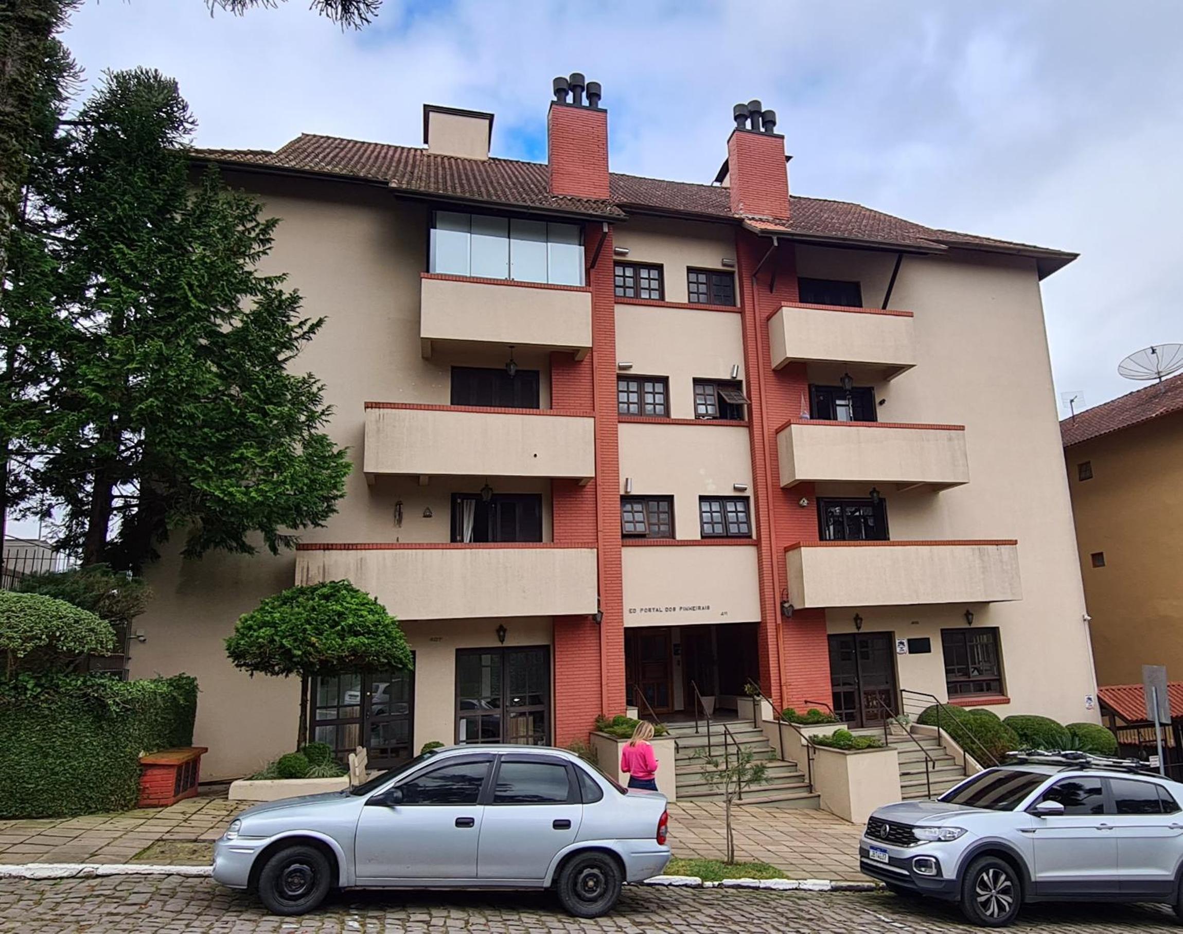 Apartamento no centro de Canela-200 m da Catedral