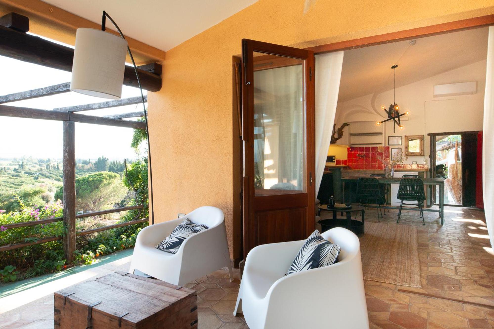 Casa Fuile en Orosei — balance & terrace