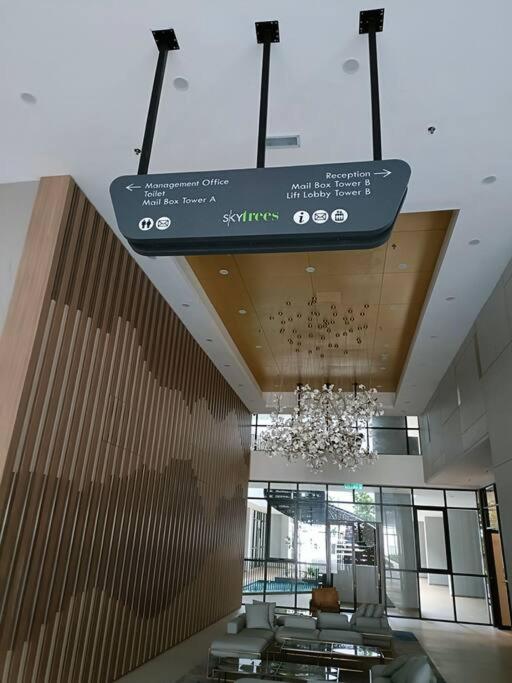 Sky Trees Bukit Indah Nflix Disney Plus Pools Balcony