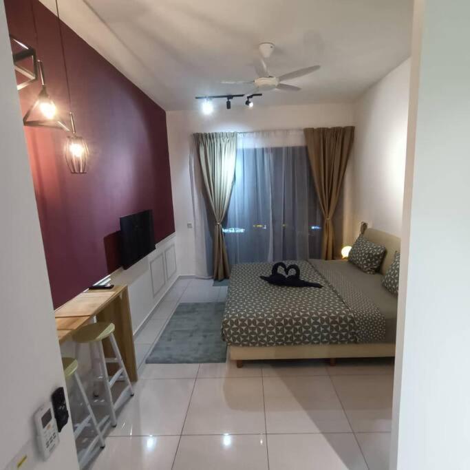 Sky Trees Bukit Indah Nflix Disney Plus Pools Balcony