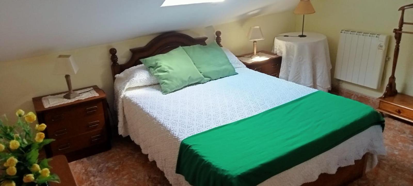 Apartamento abuhardillado en pueblo asturiano