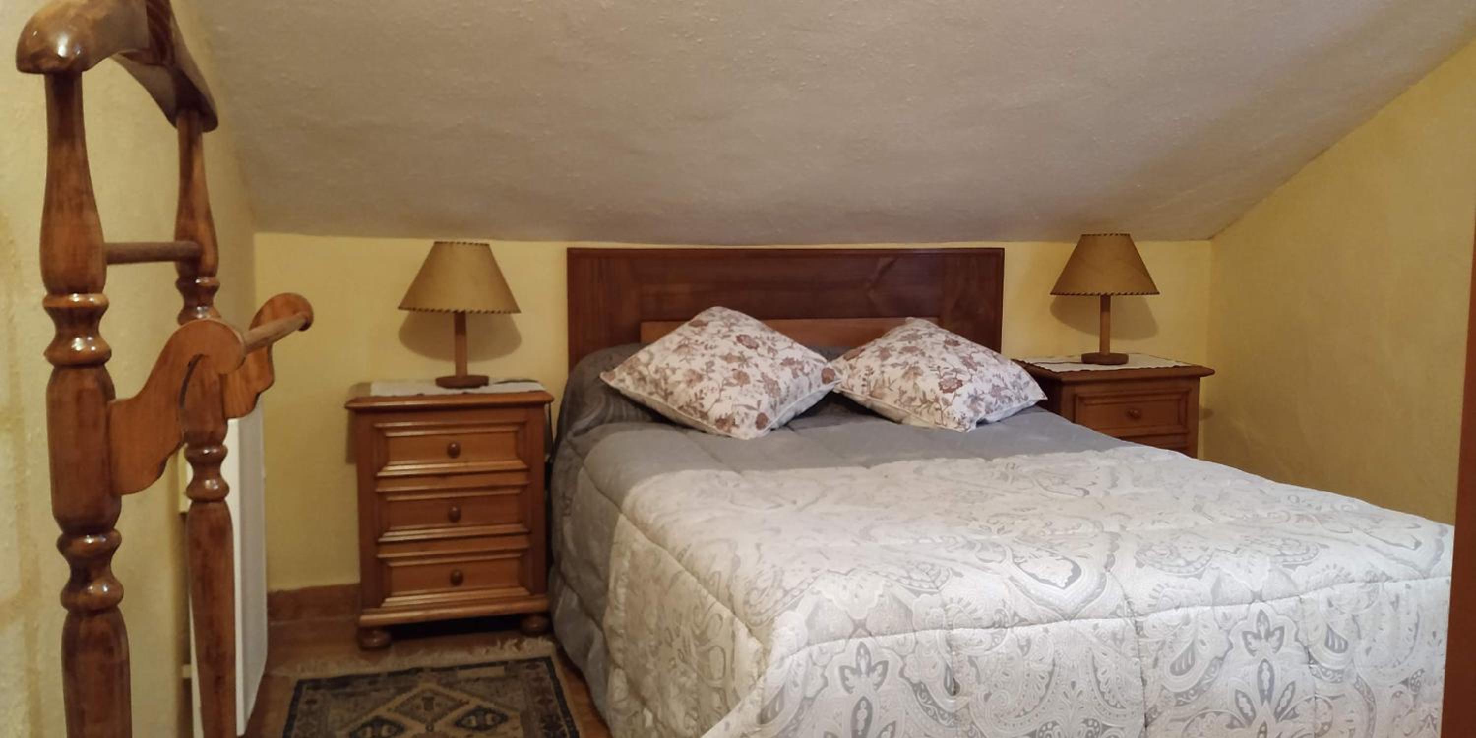 Apartamento abuhardillado en pueblo asturiano