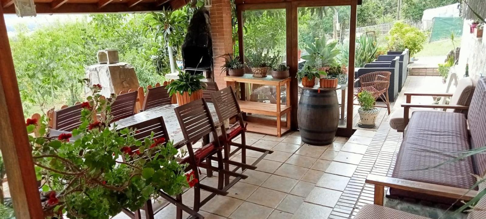 Apartamento abuhardillado en pueblo asturiano