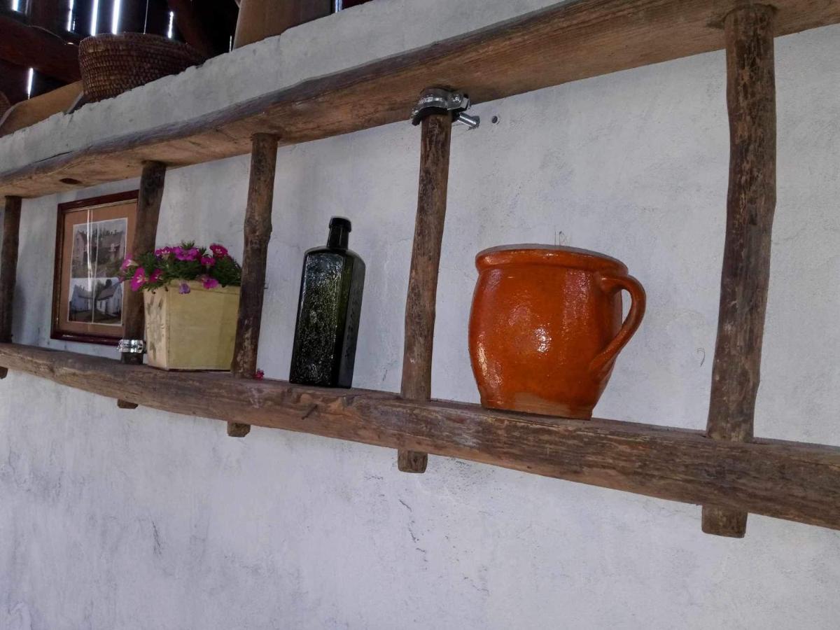 Photo 48
