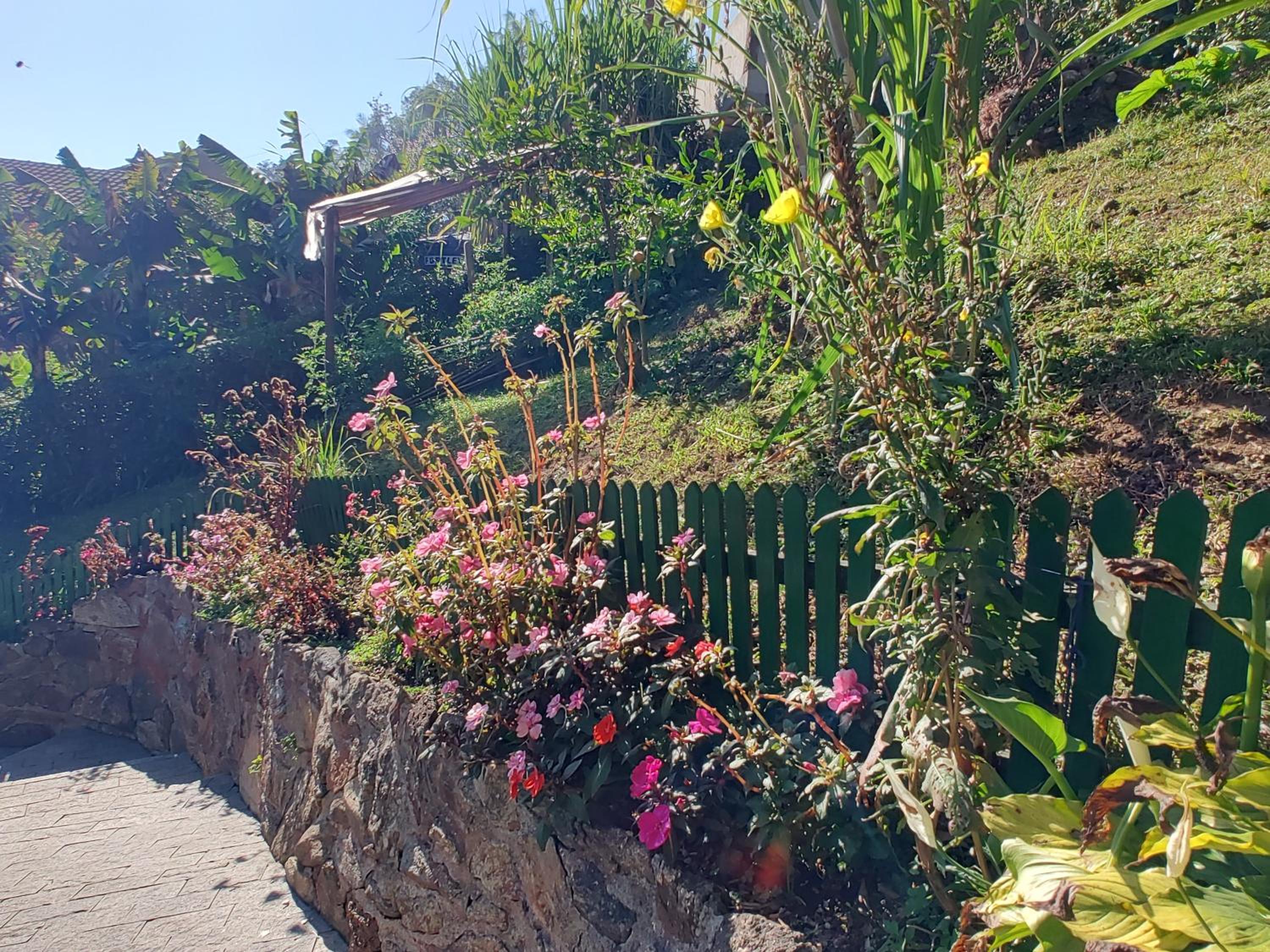 Pousada Solar das Flores Maringá RJ Visconde de Mauá