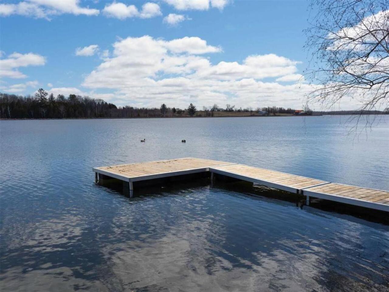 Luxury private lake house