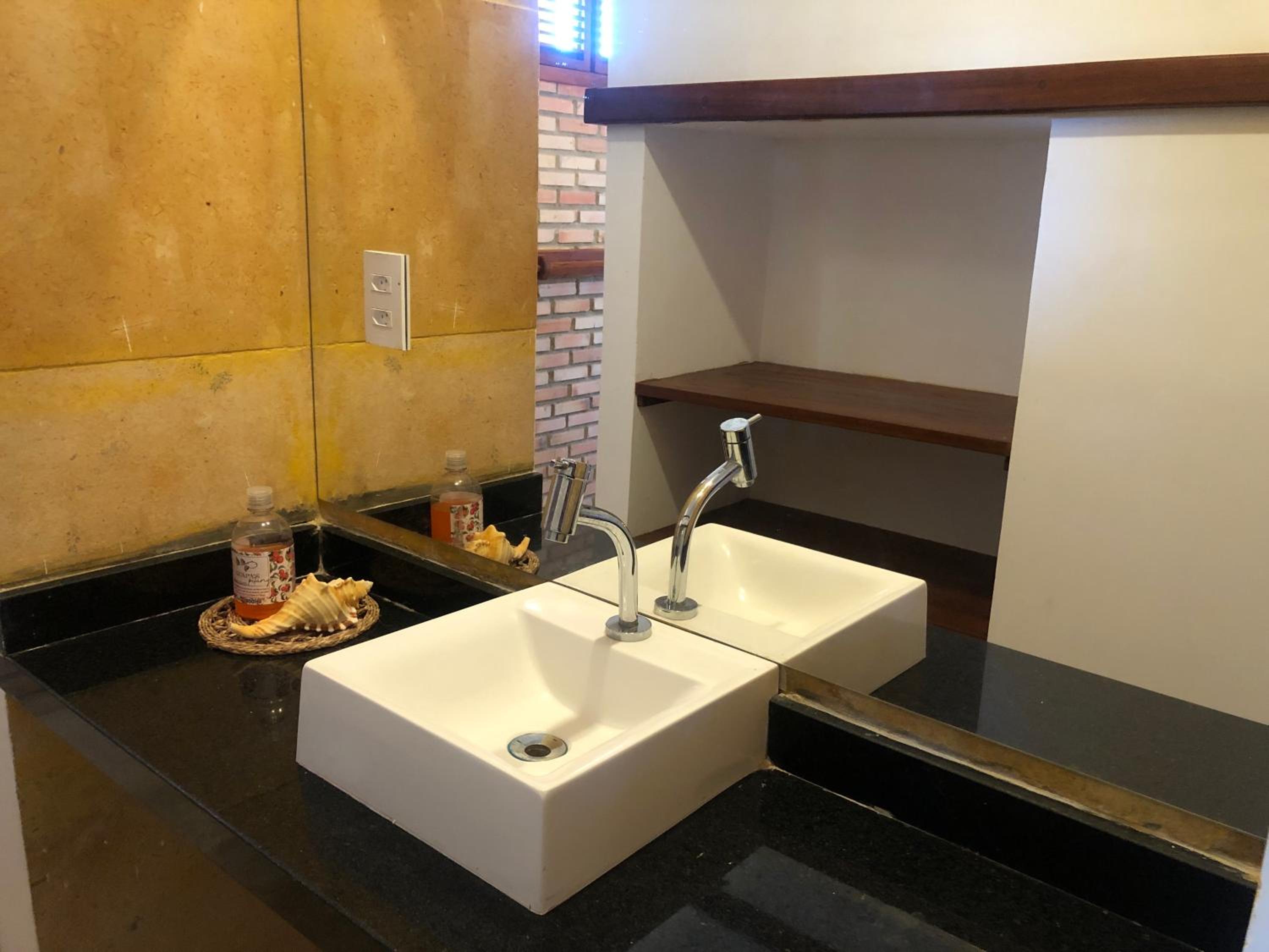 BEACH HOUSE - Loggia Suite 3 - com cozinha - na praia - BEACHFRONT