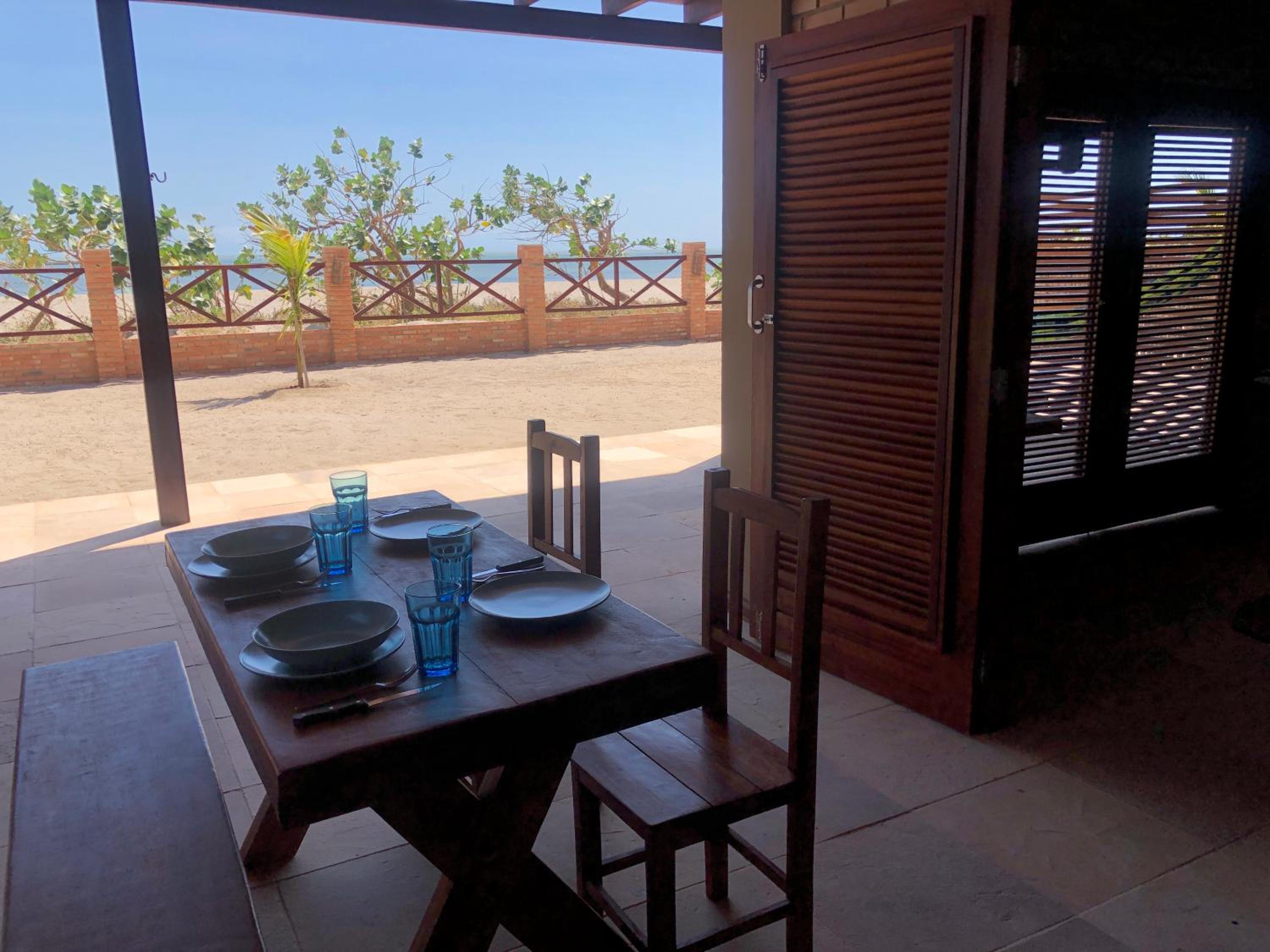 BEACH HOUSE - Loggia Suite 3 - com cozinha - na praia - BEACHFRONT