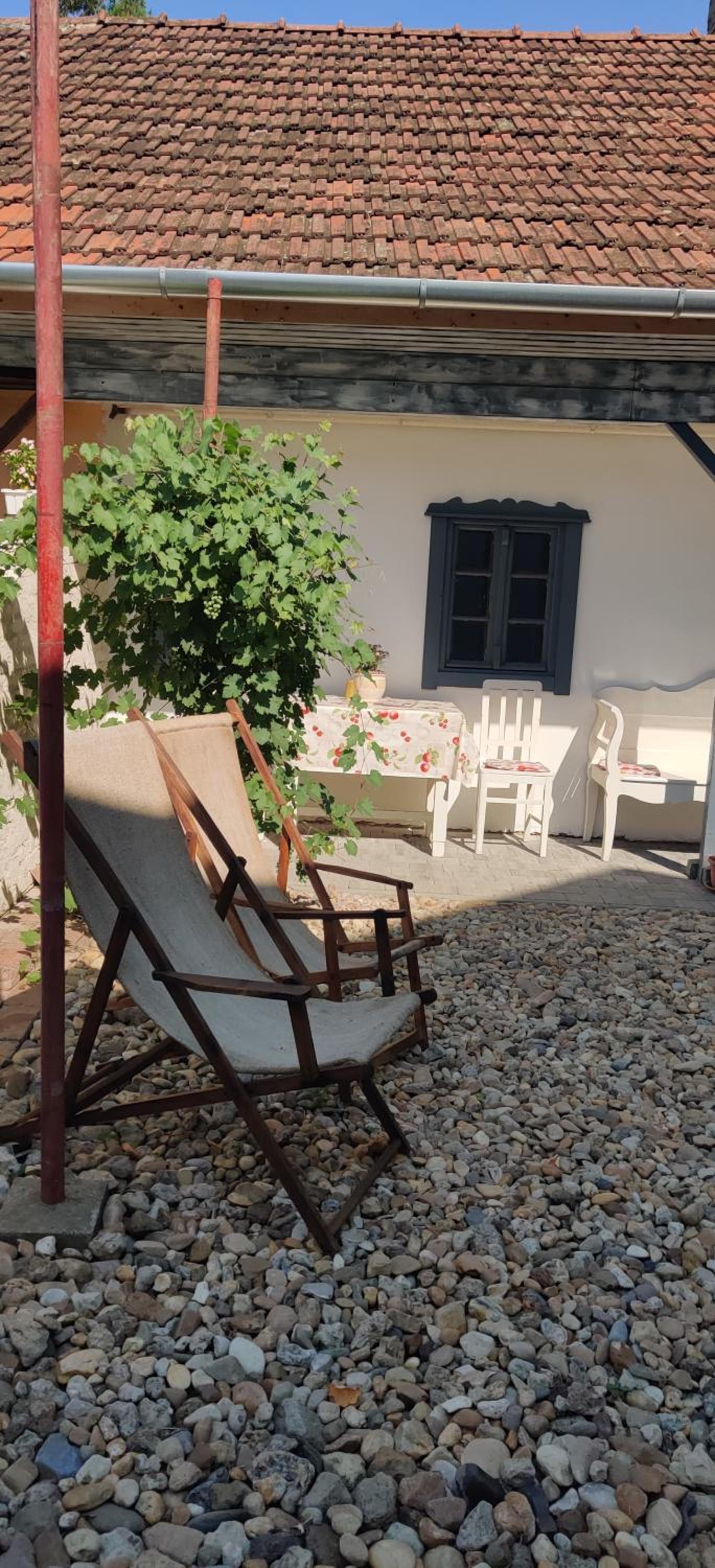 Hotel Békéscsabai Mézeskalács Apartmanház - Image 1