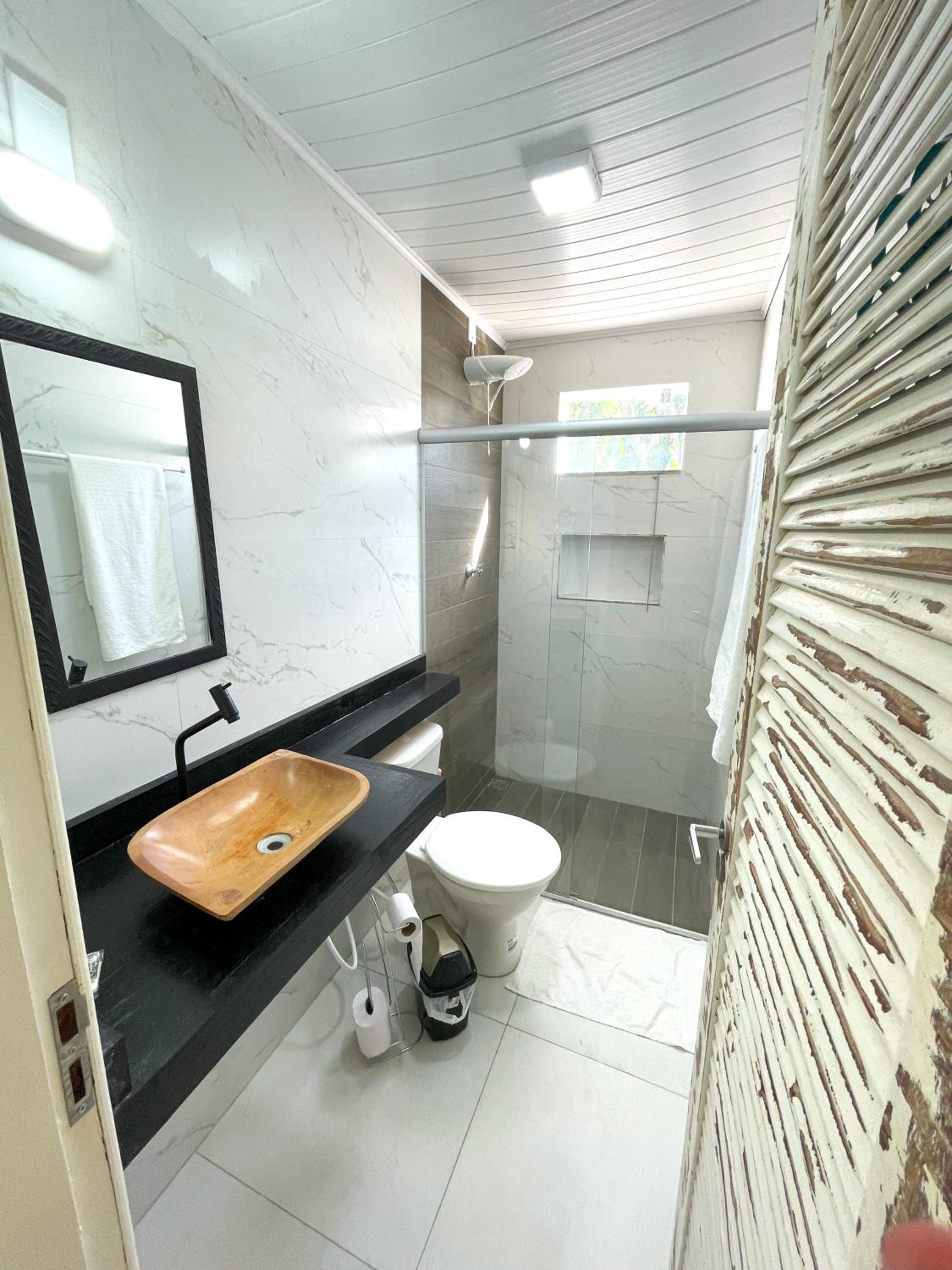 Atenas - Lofts com Cozinha - Próximo Aeroporto e Rodoviária