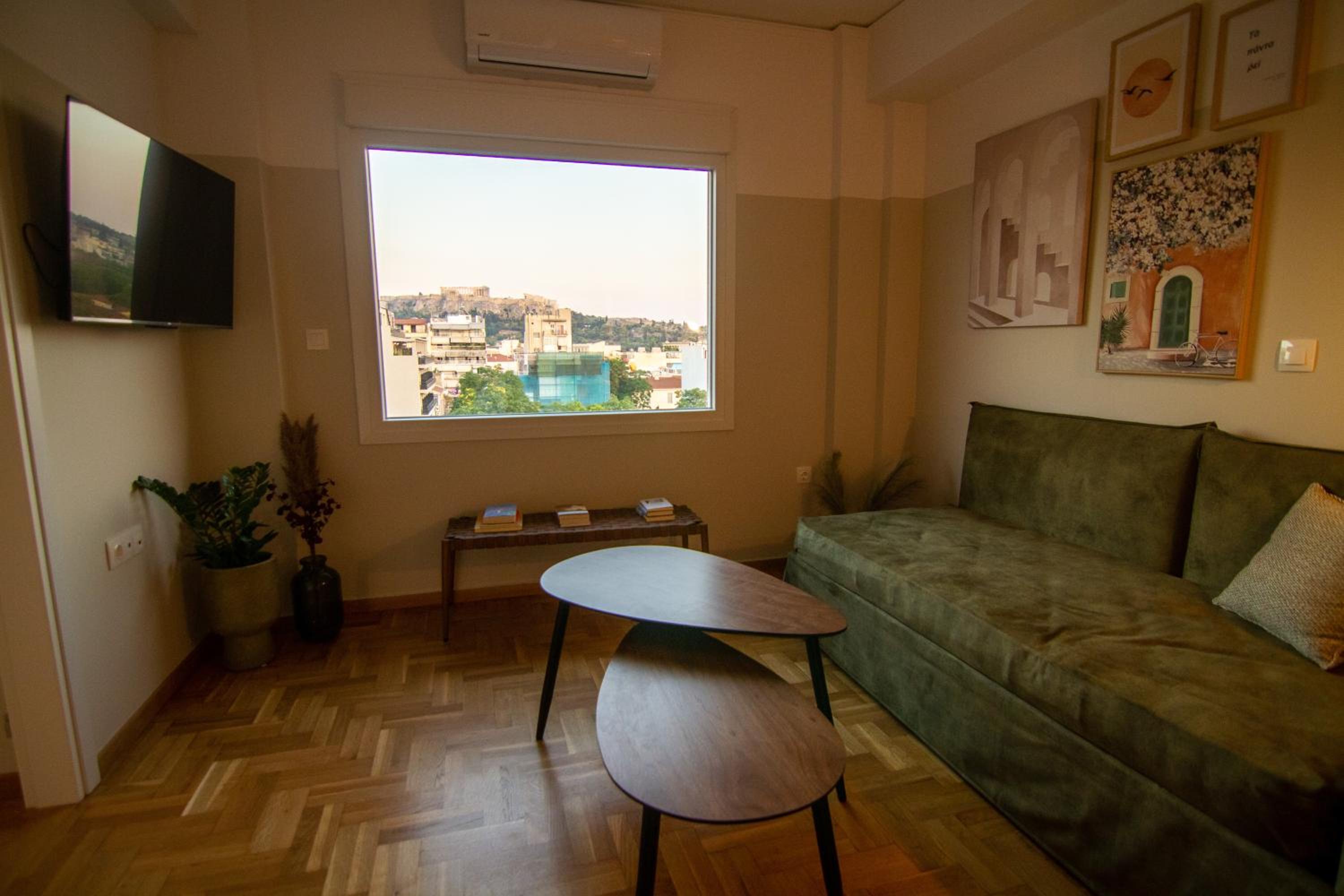 Stunning Acropolis View - 500m Metro - At Historical Center