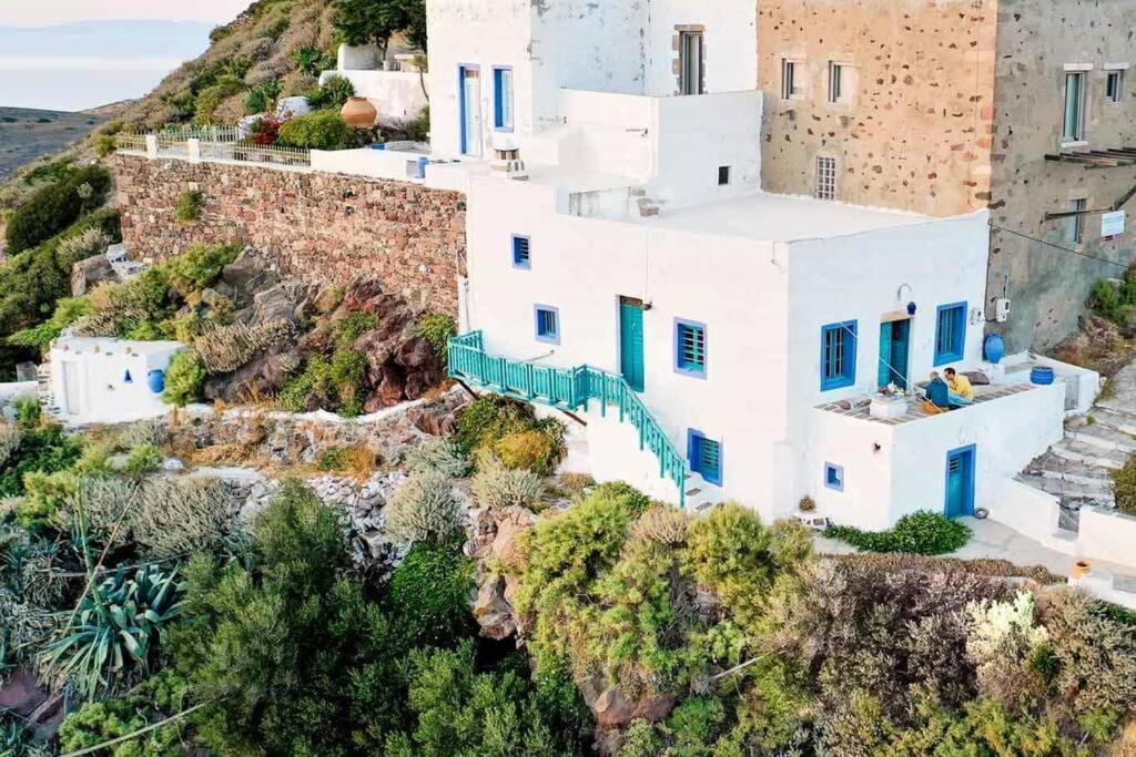 Traditional Cycladic House with Breathtaking View