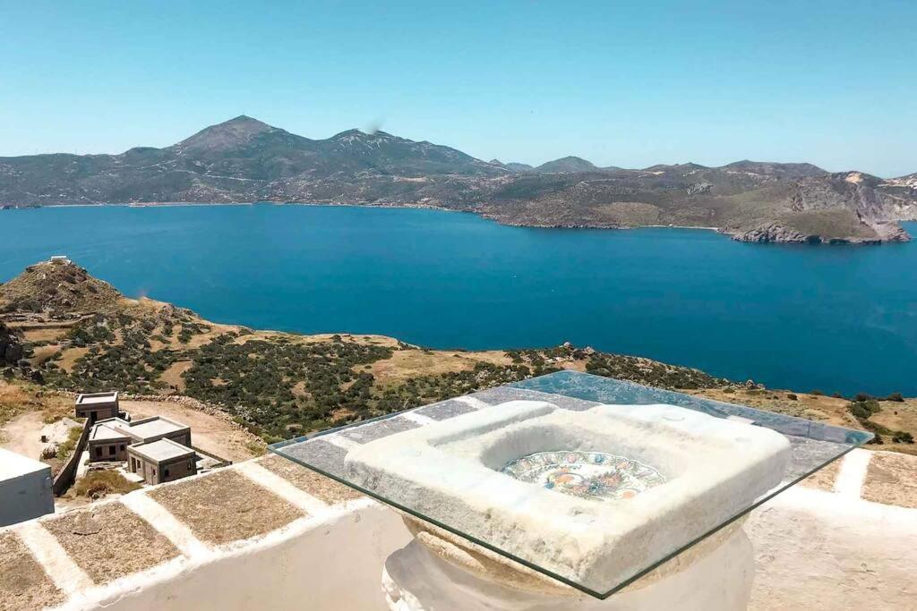 Traditional Cycladic House with Breathtaking View