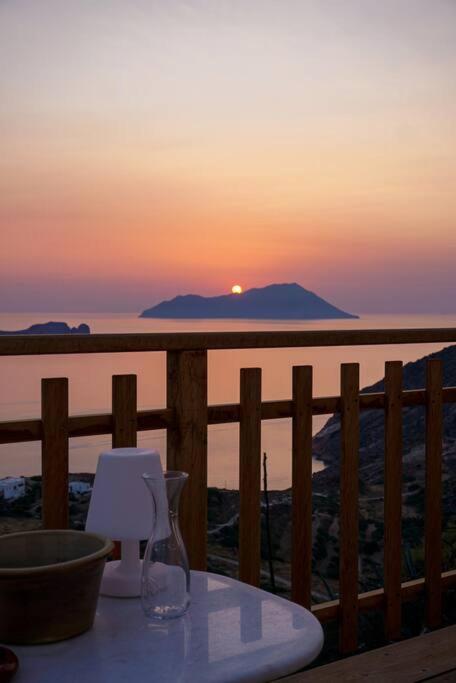 Traditional Cycladic House with Breathtaking View