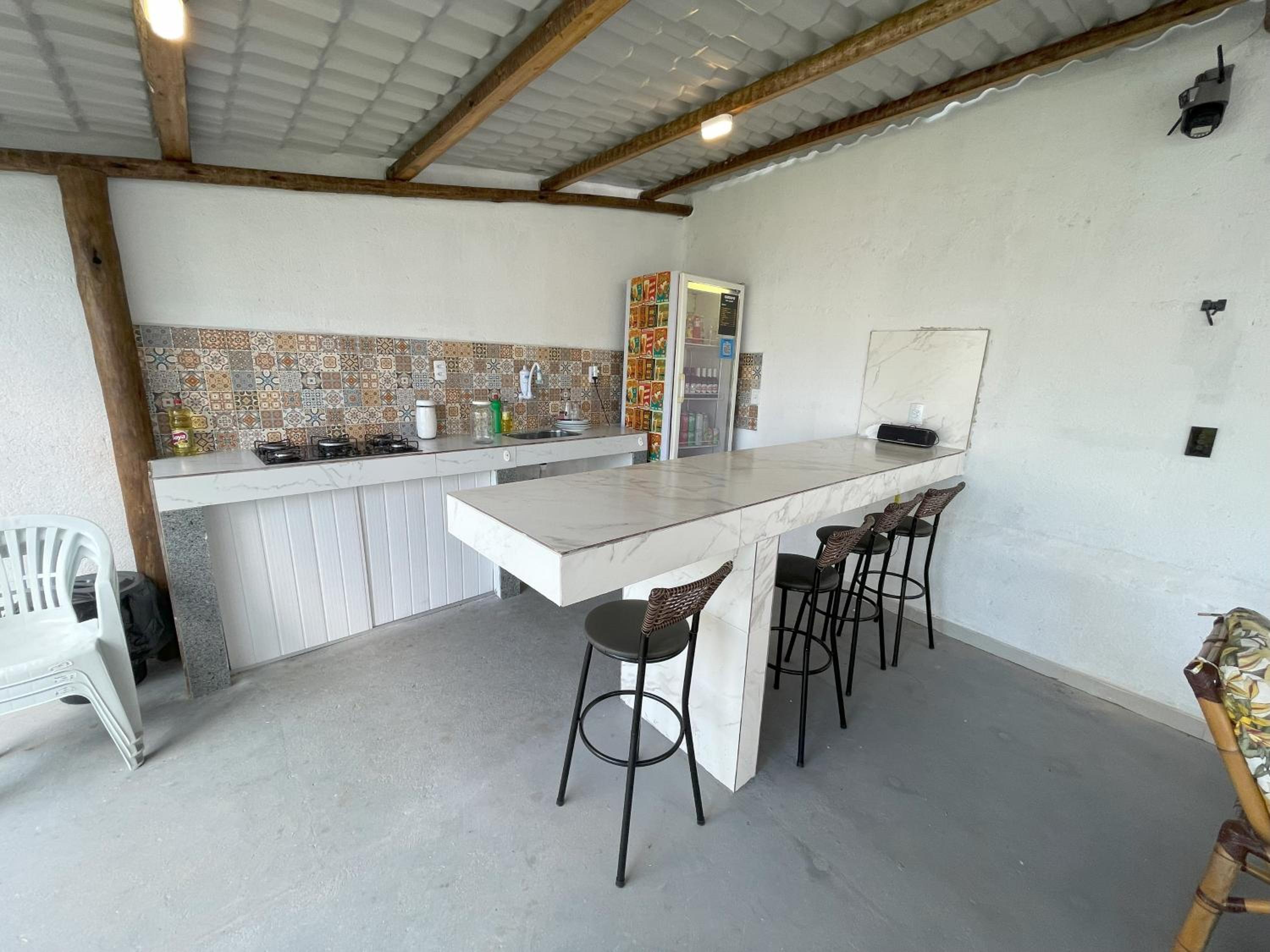 Atenas - Lofts com Cozinha - Próximo Aeroporto e Rodoviária
