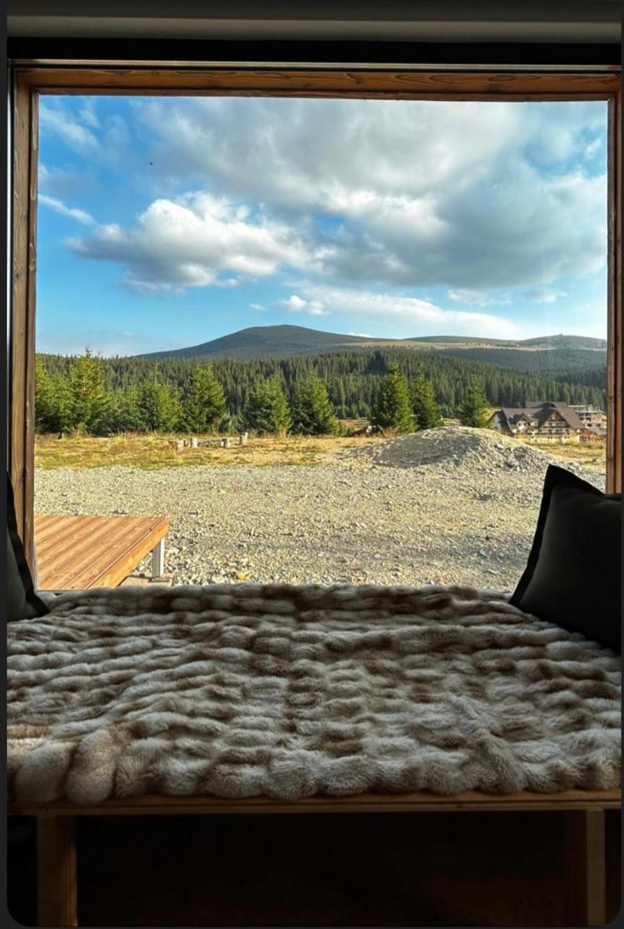 Heaven`s cabins view 2