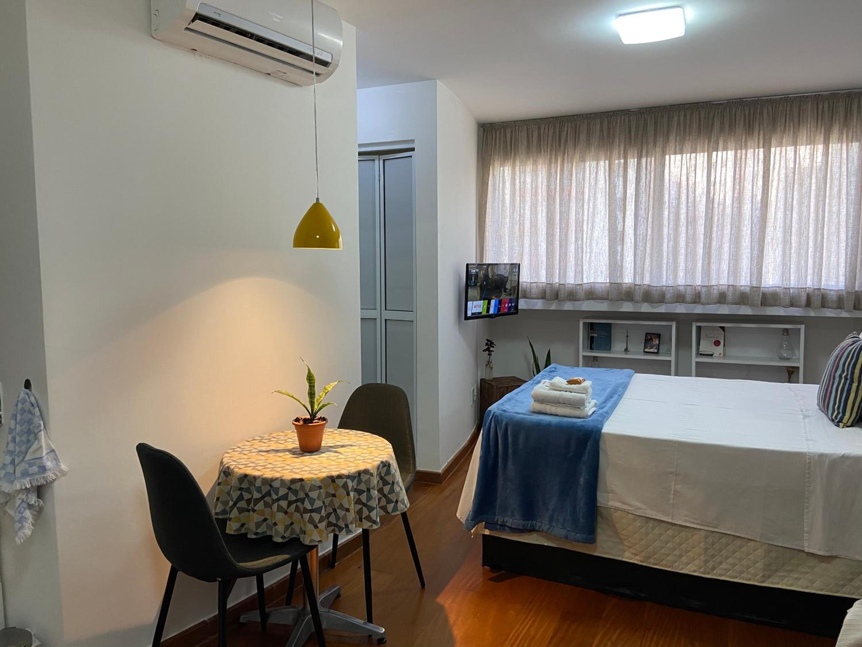 SH59 Estilo Conforto Simplicidade na Bela Cintra